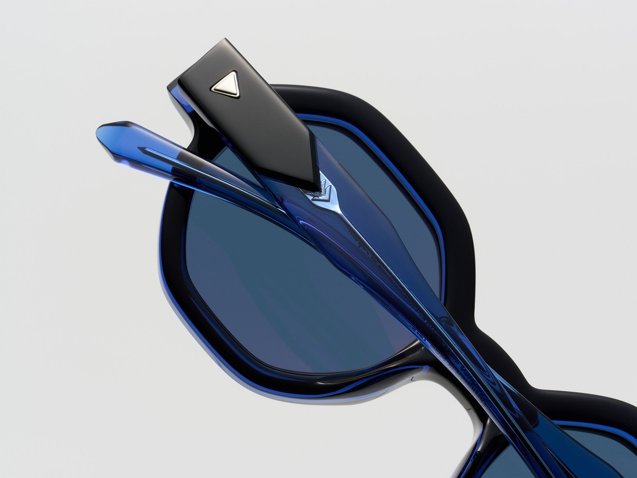 Dancer Blackbird - LE001 #color_blackbird-le001