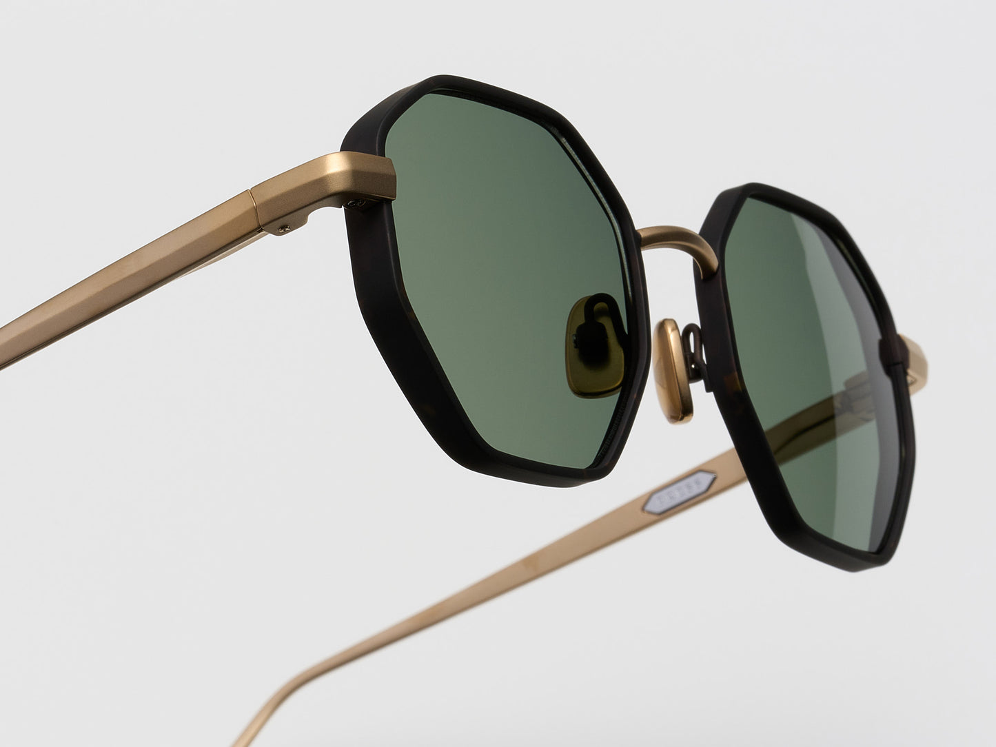 Lazarus Matte Tortoise - DR010 #color_matte-tortoise-dr010