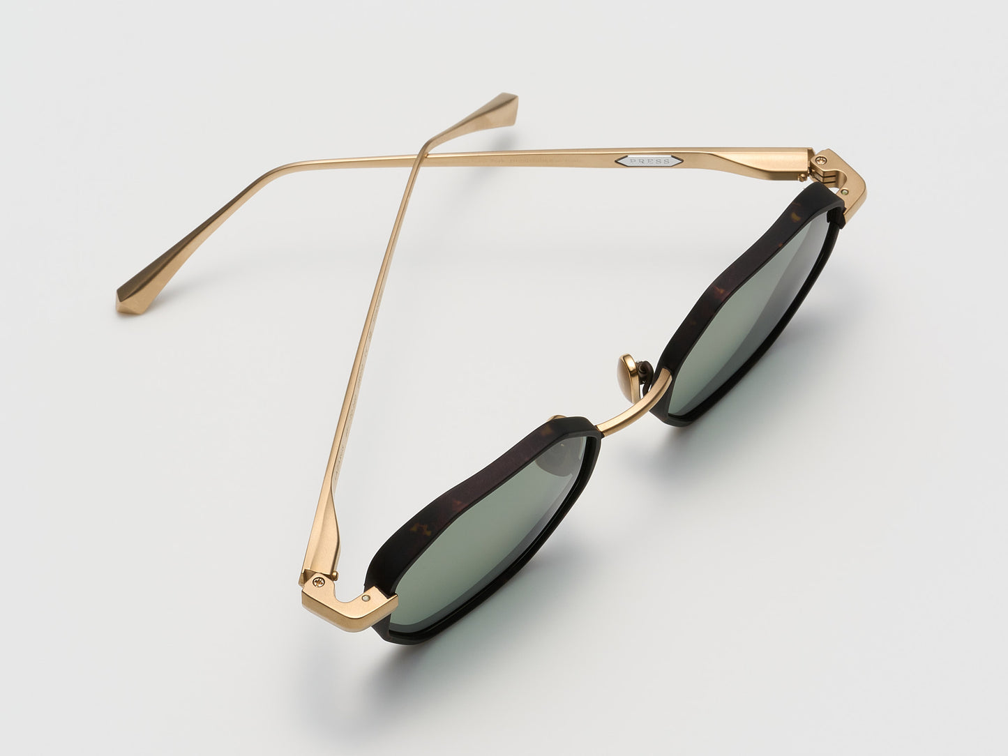 Lazarus Matte Tortoise - DR010 #color_matte-tortoise-dr010