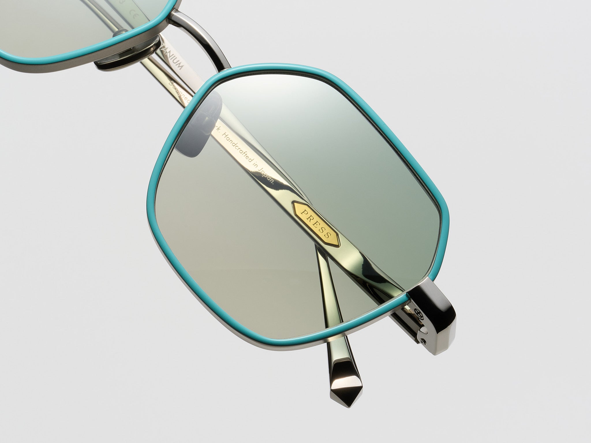 Love Tropical Turquoise - DR013 #color_tropical-turquoise-dr013