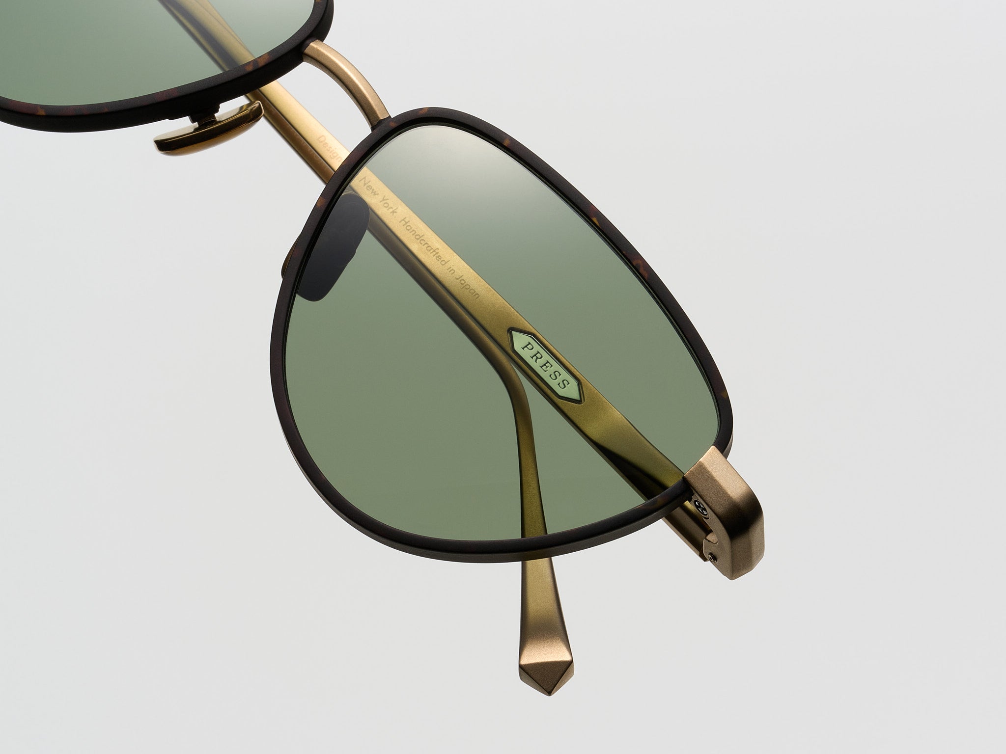 Moon Matte Tortoise - DR010 #color_matte-tortoise-dr010