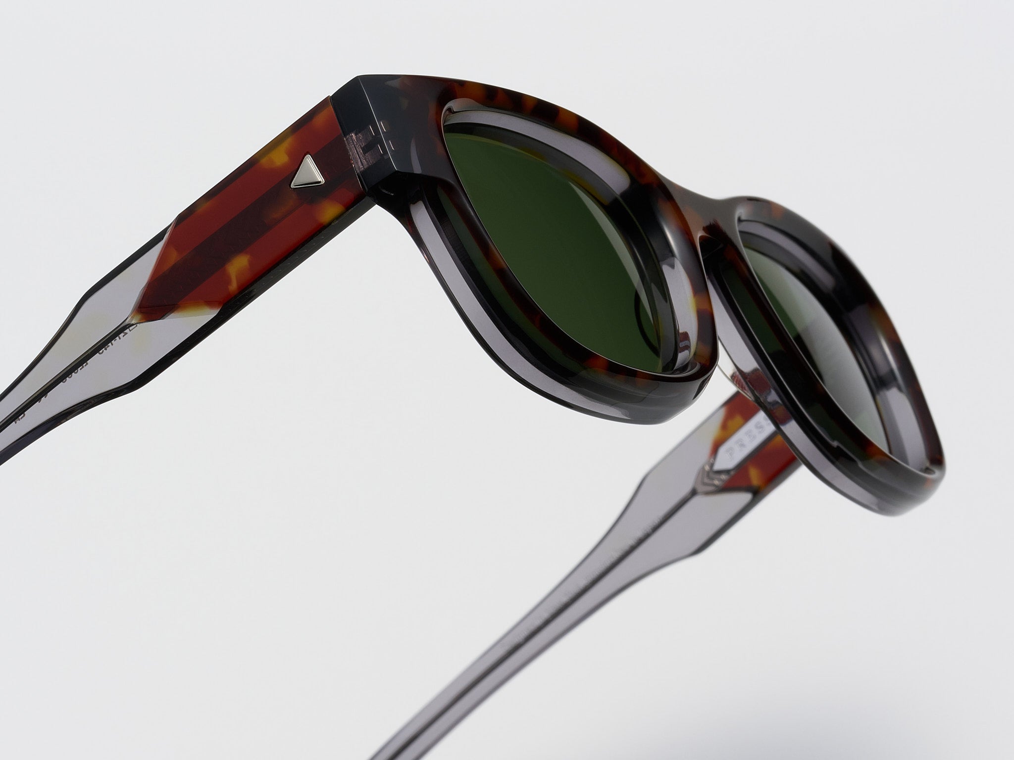 Presidente Mahogany - LE008 #color_mahogany-le008