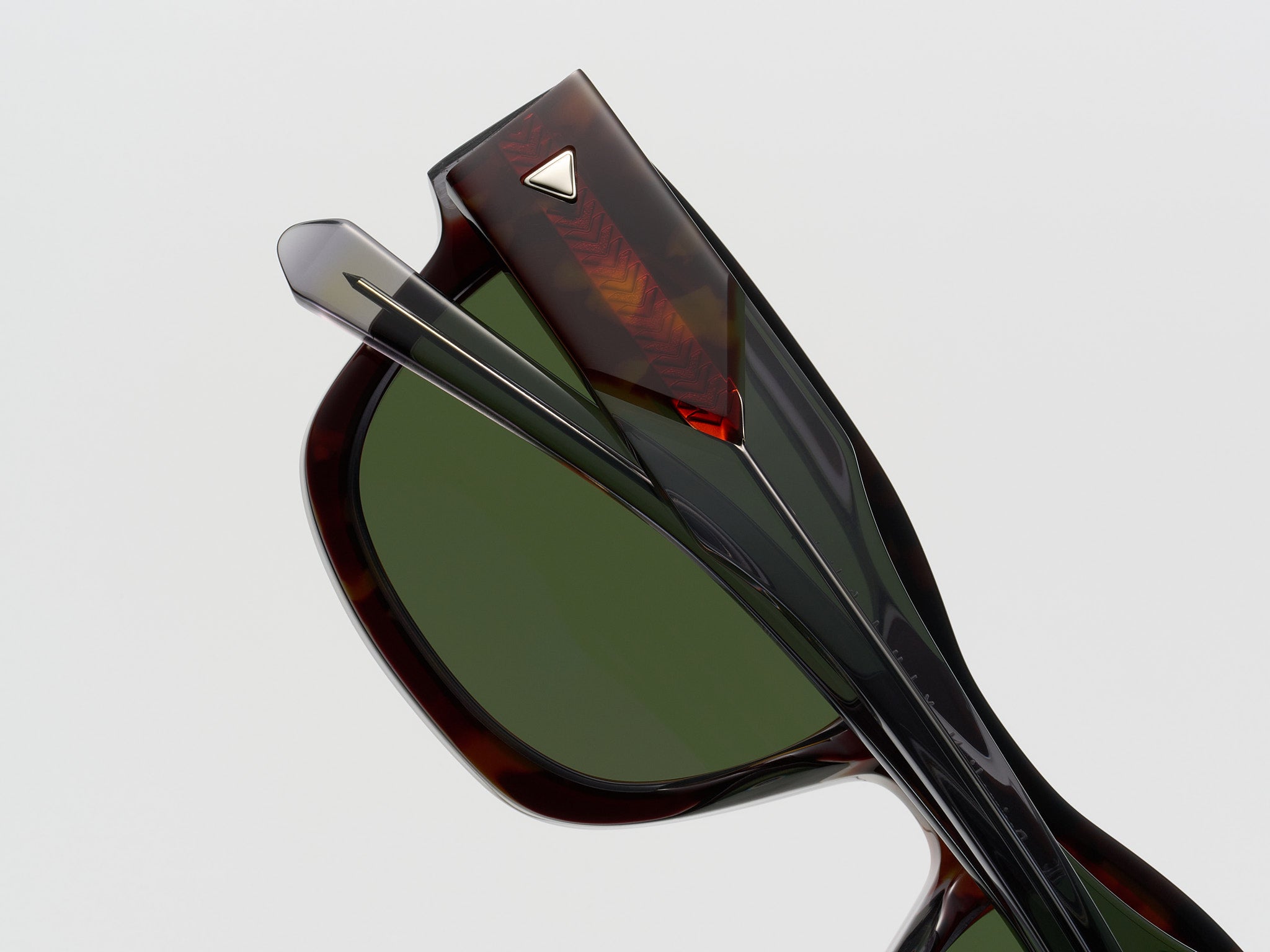 Presidente Mahogany - LE008 #color_mahogany-le008
