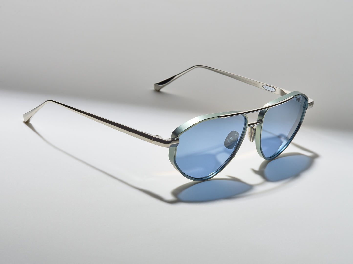 Satisfaction Shiny Nassau Blue / Shiny Palladium / Matte Nassau Blue - DR006 #color_shiny-nassau-blue-shiny-palladium-matte-nassau-blue-dr006