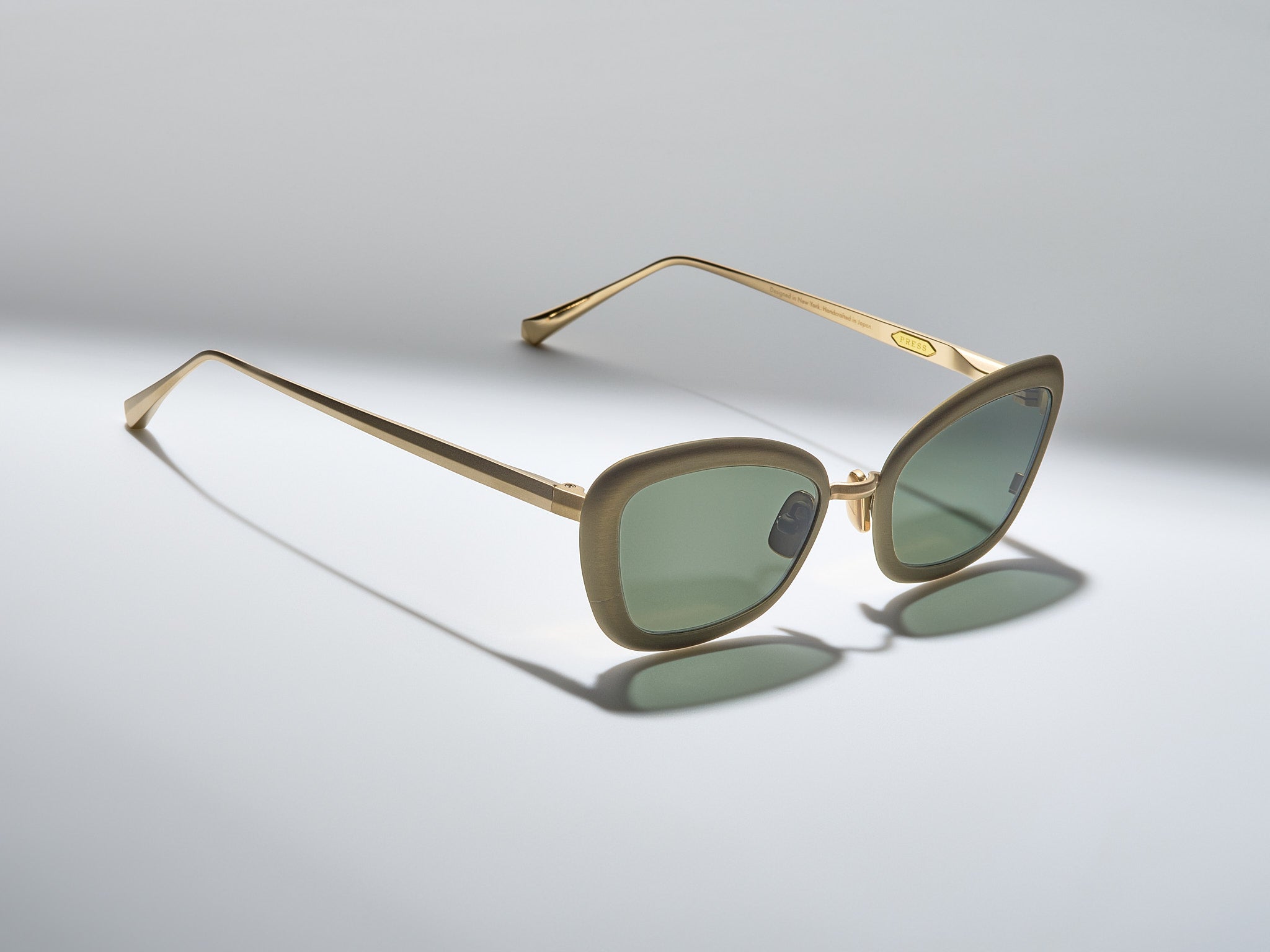 Stingray Antique Gold / Gold - ST002 #color_antique-gold-gold-st002