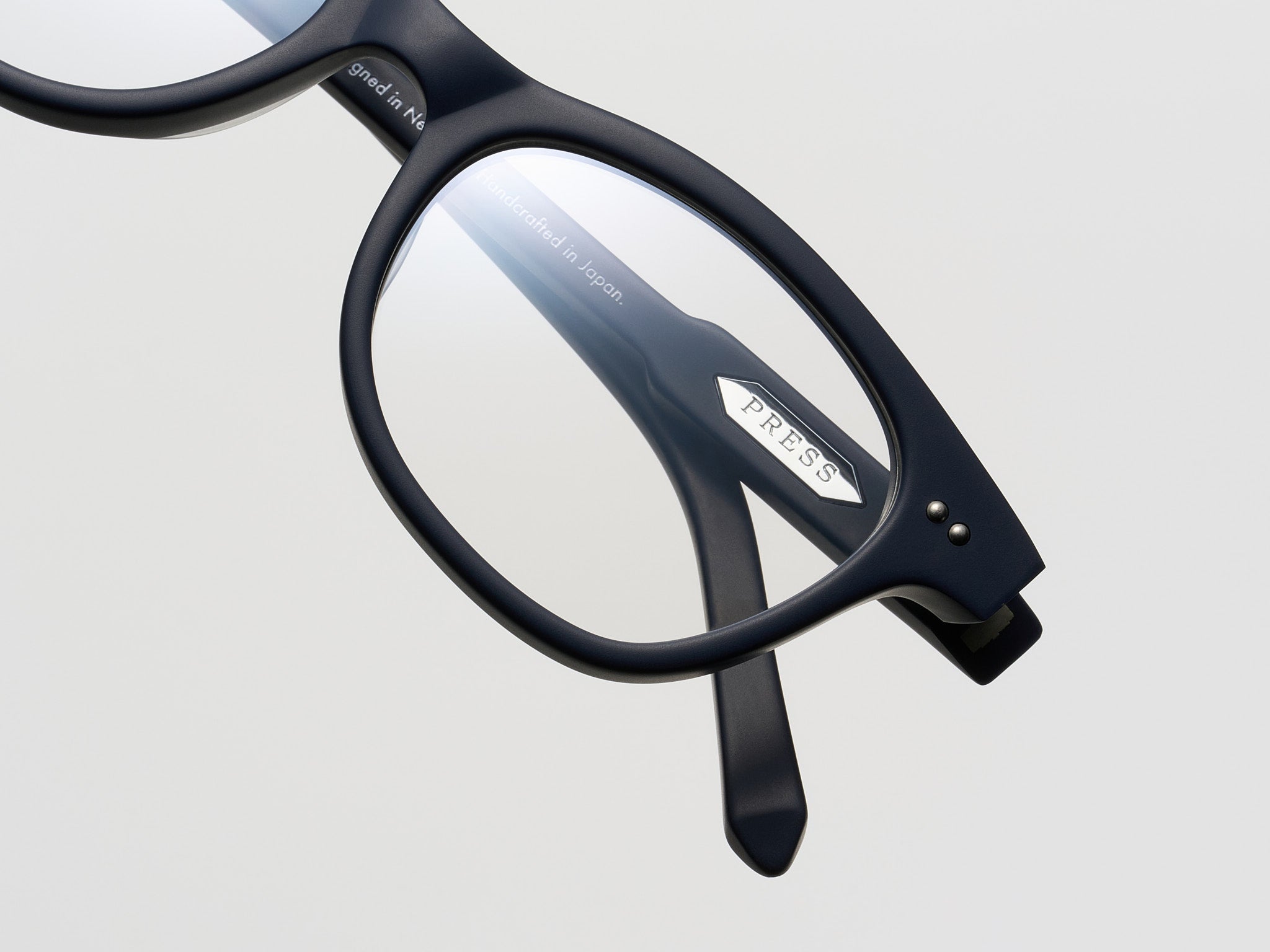 The Bribe Optical Matte Navy / Silver - TI014 #color_matte-navy-silver-ti014