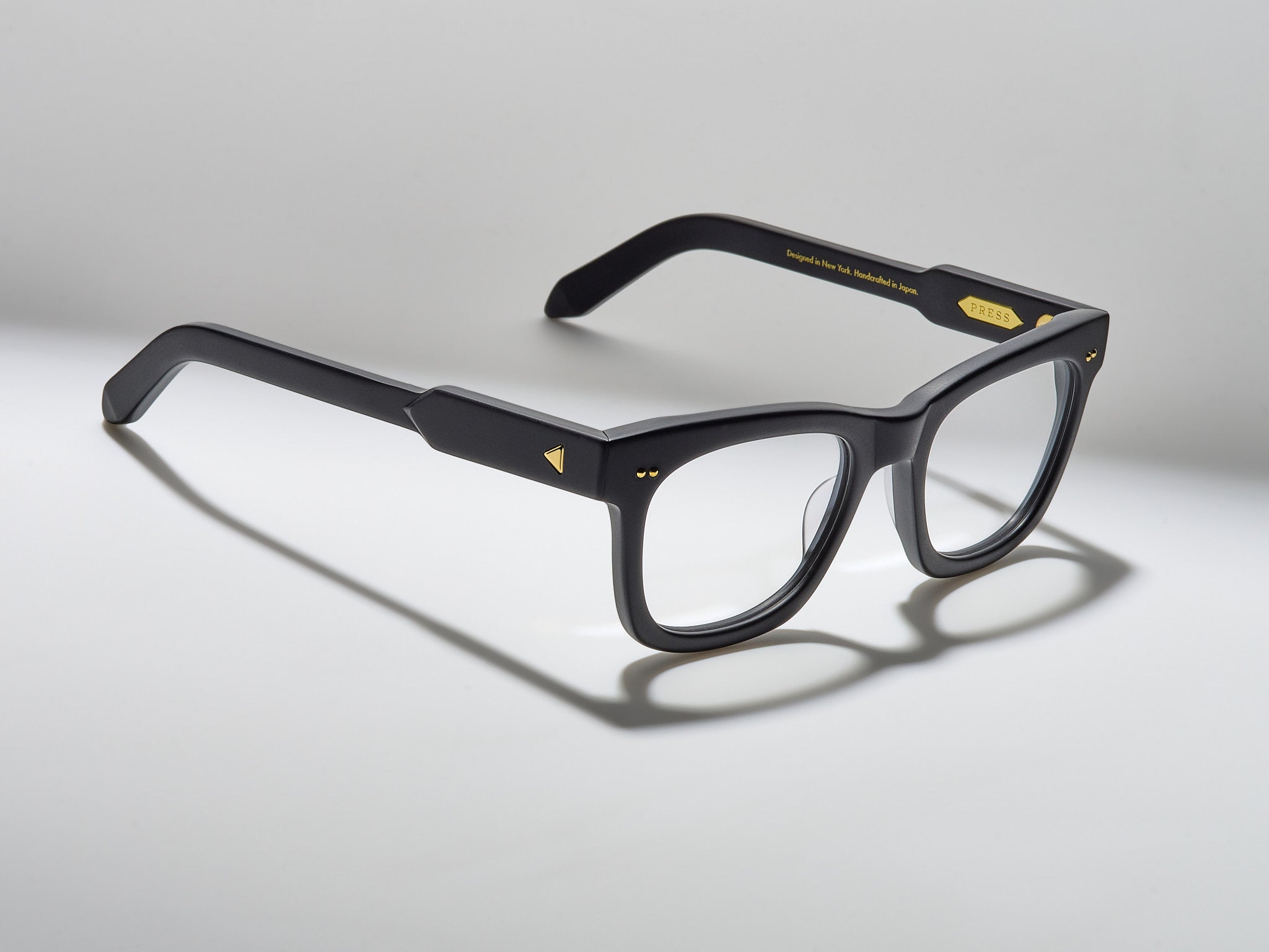 The Candy Man Optical Matte Black / Gold - TI001 #color_matte-black-gold-ti001