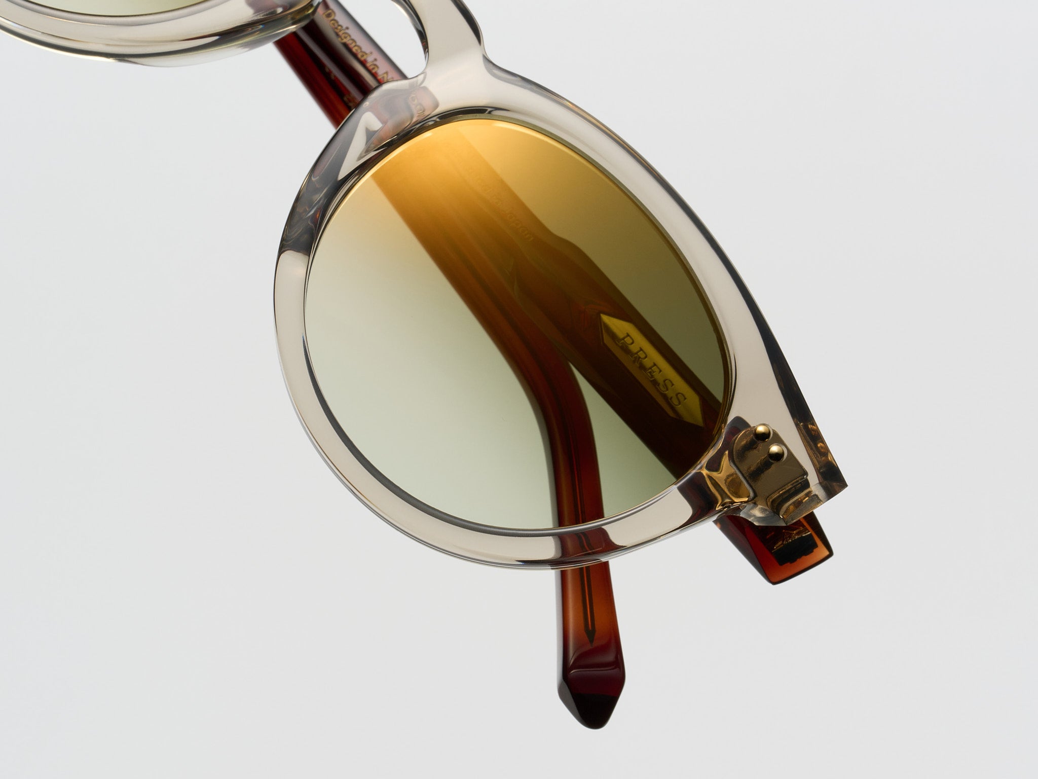 The Chairman Champagne Demi / Gold - TI013 #color_champagne-demi-gold-ti013