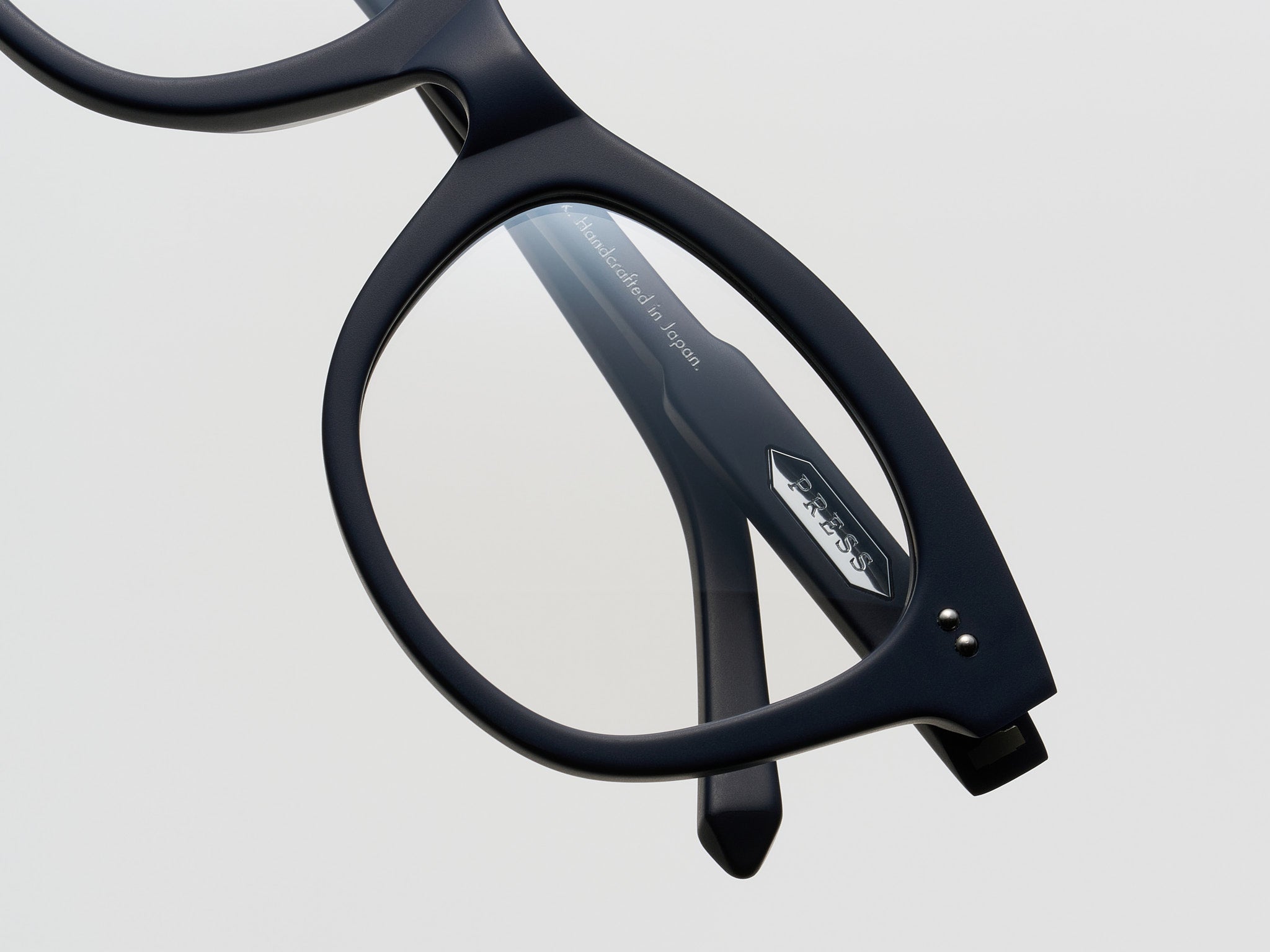 The Charade Optical Matte Navy / Silver - TI014 #color_matte-navy-silver-ti014