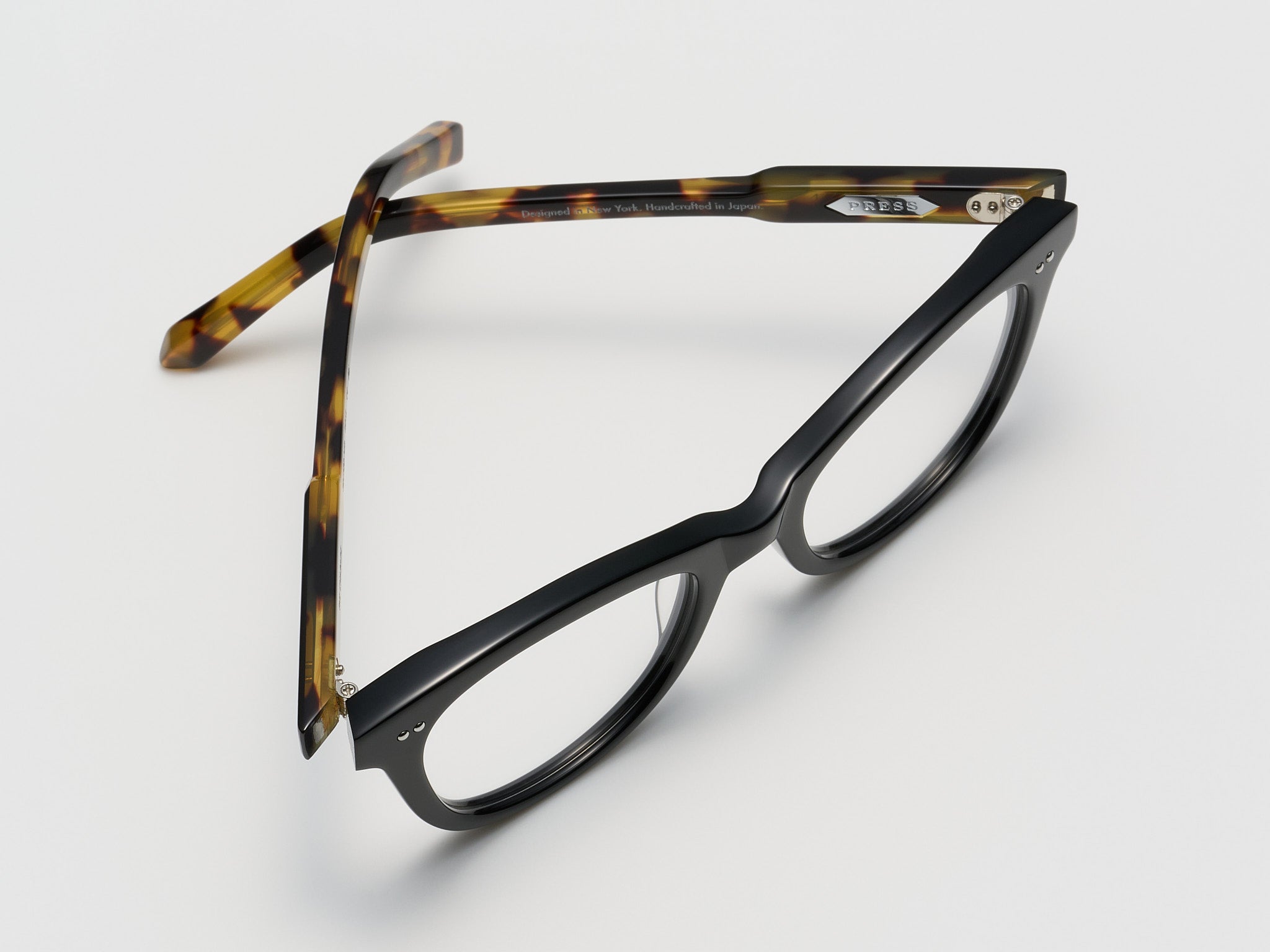 The Charade Optical Black Tortoise / Silver - TI015 #color_black-tortoise-silver-ti015