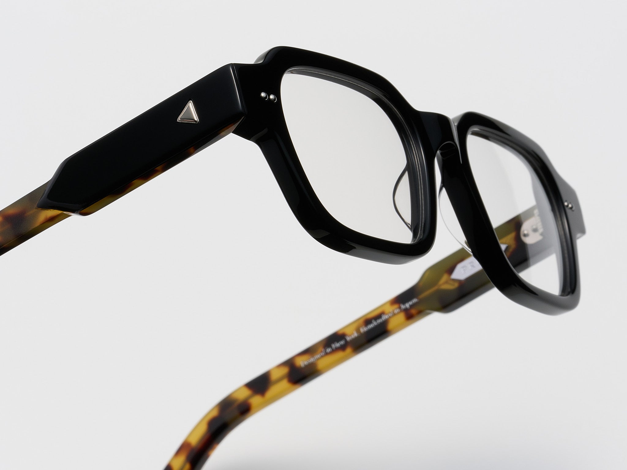 The Face Optical Black Tortoise / Silver - TI015 #color_black-tortoise-silver-ti015