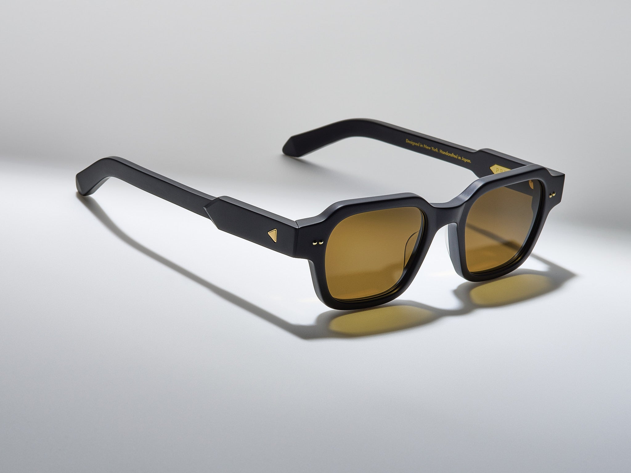 The Face Matte Black / Gold - TI001 #color_matte-black-gold-ti001