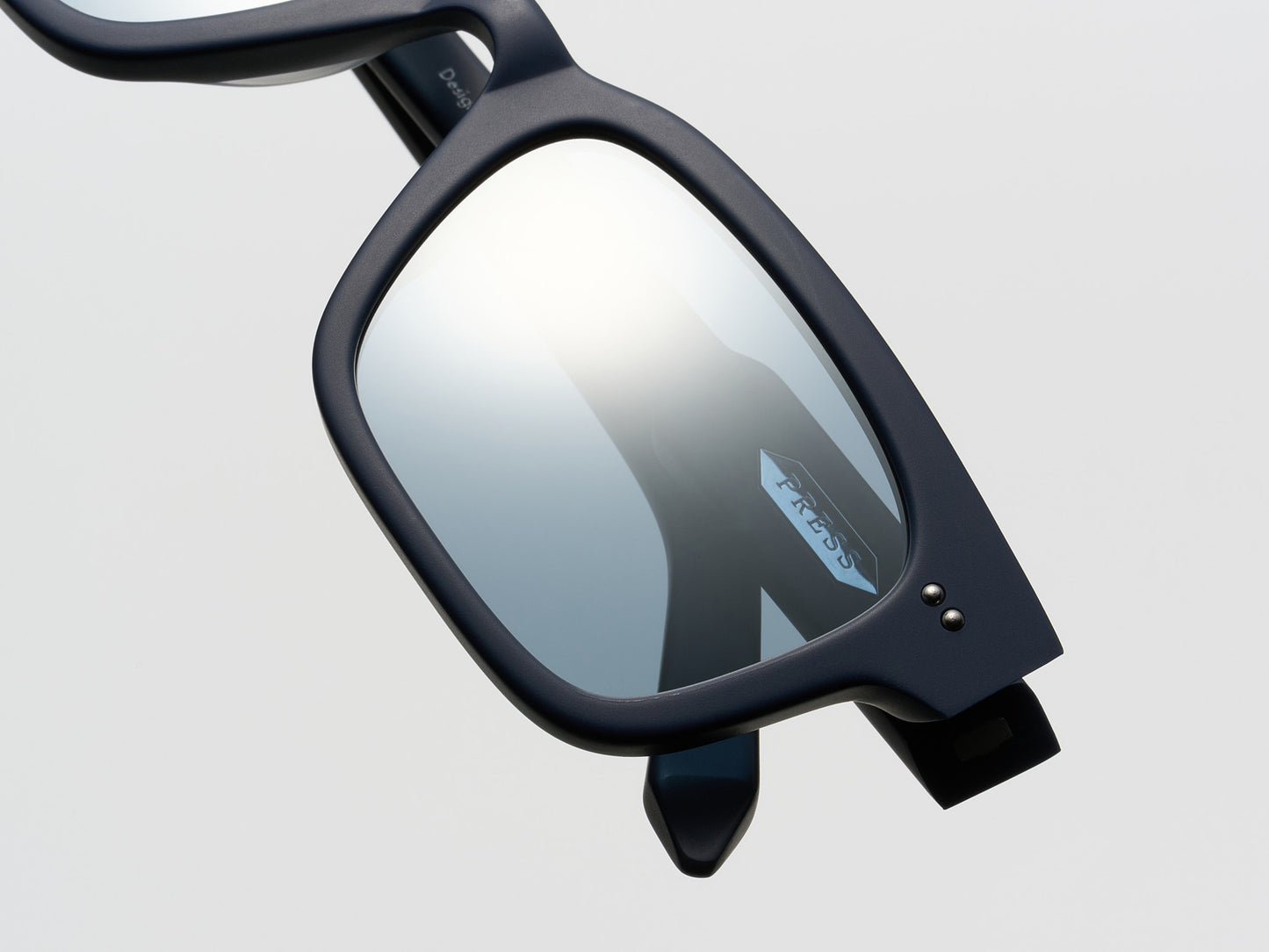 The Genius Matte Navy / Silver - TI014 #color_matte-navy-silver-ti014