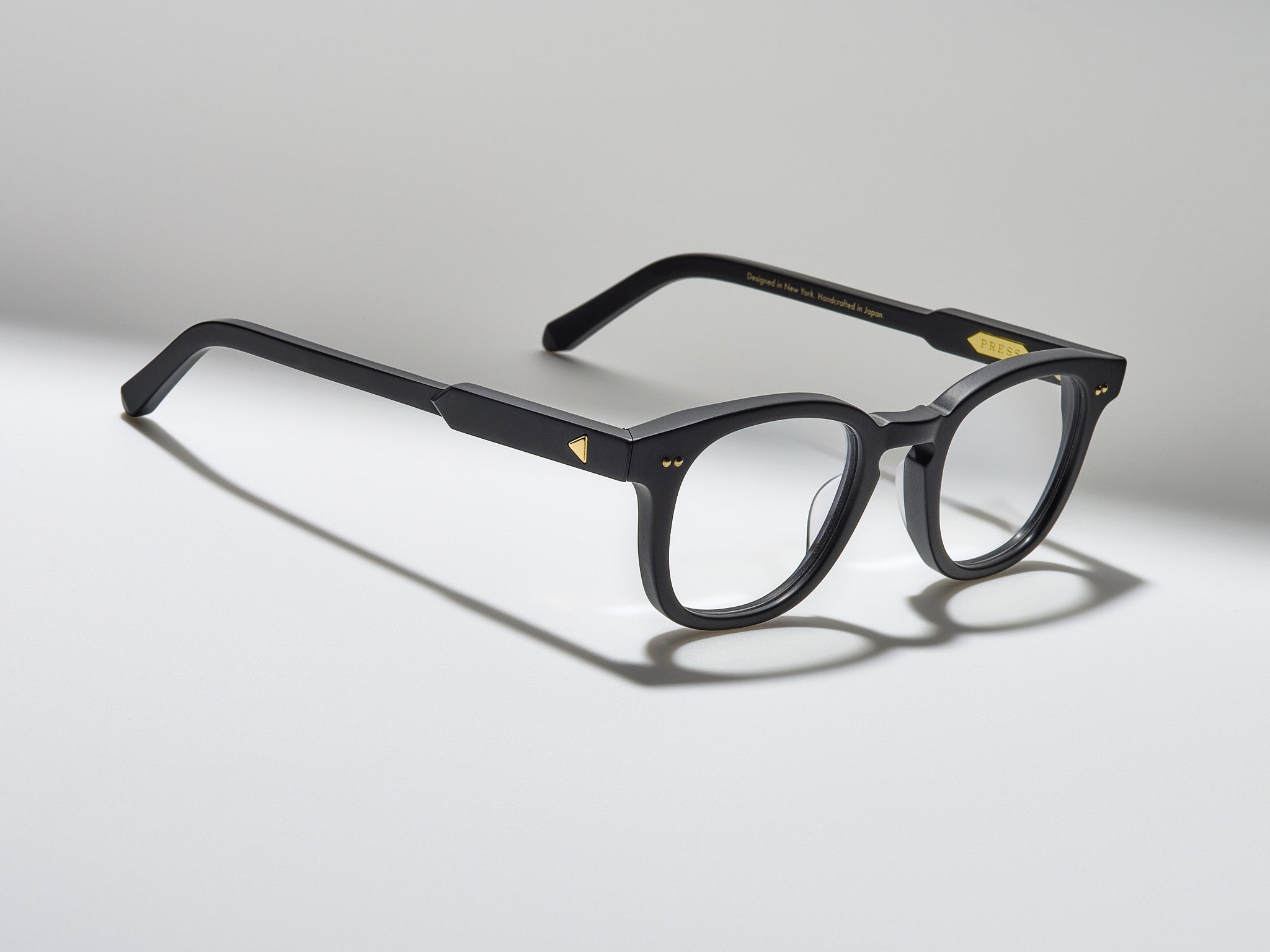 The Rebel Optical Matte Black / Gold - TI001 #color_matte-black-gold-ti001