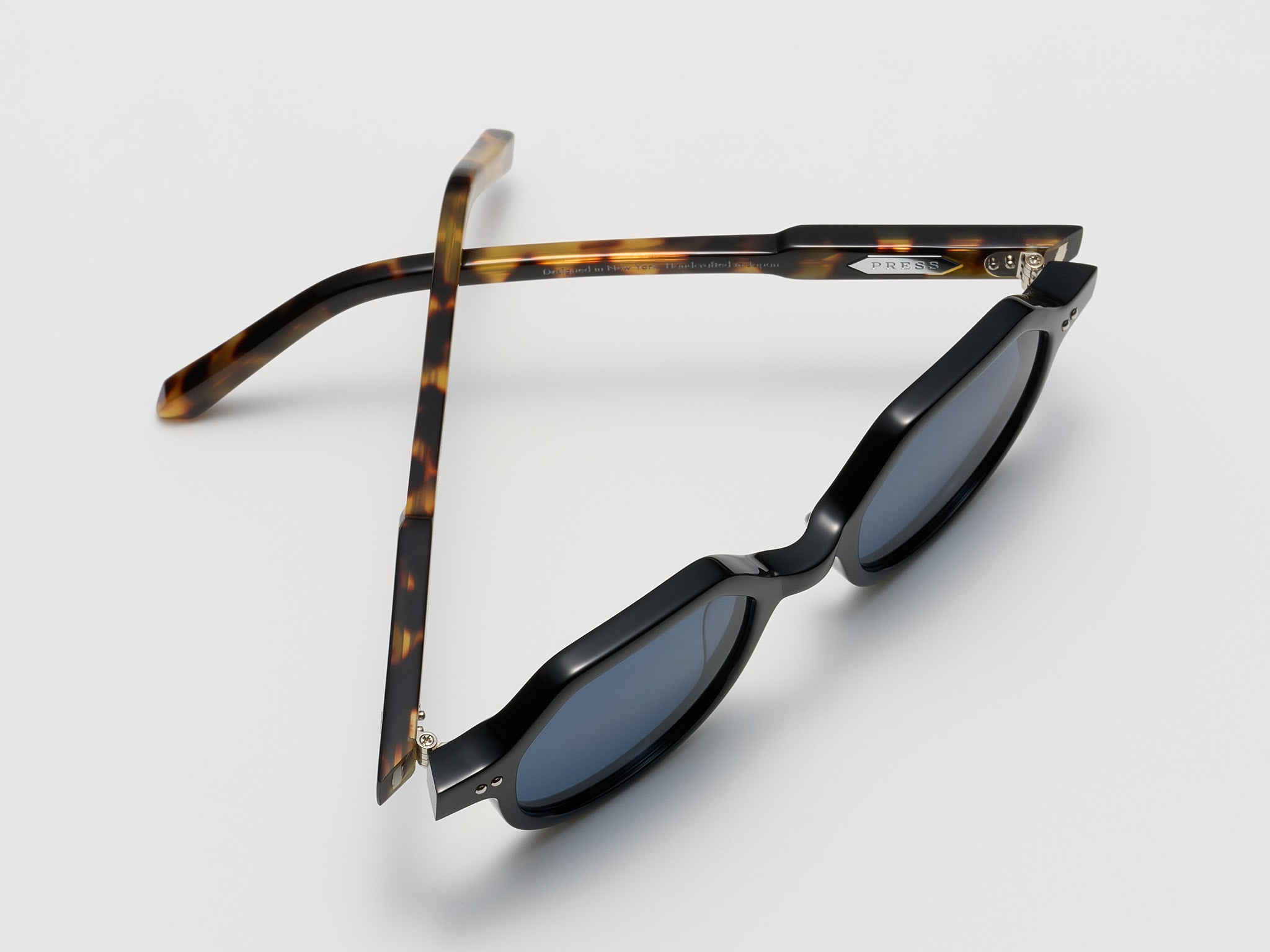 The Taxman Black Tortoise / Silver - TI015 #color_black-tortoise-silver-ti015