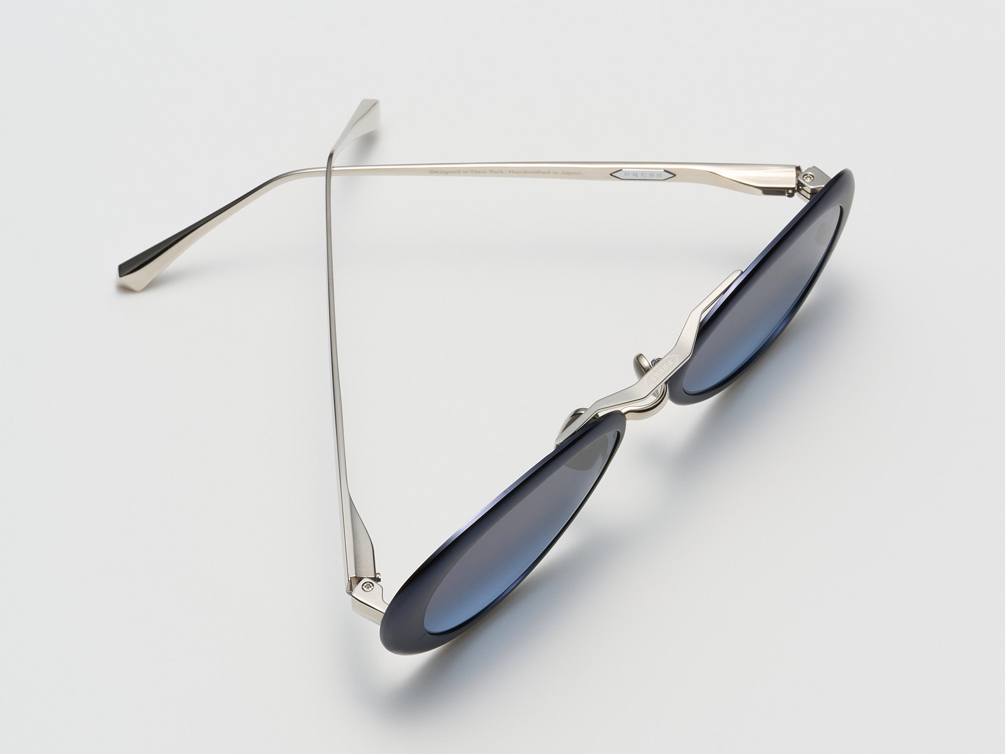 Toronado Navy / Platinum - ST001 #color_navy-platinum-st001
