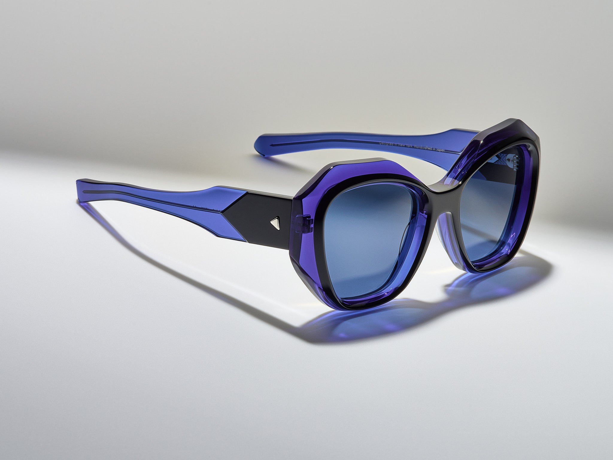 Vogue Blackbird - LE001 #color_blackbird-le001
