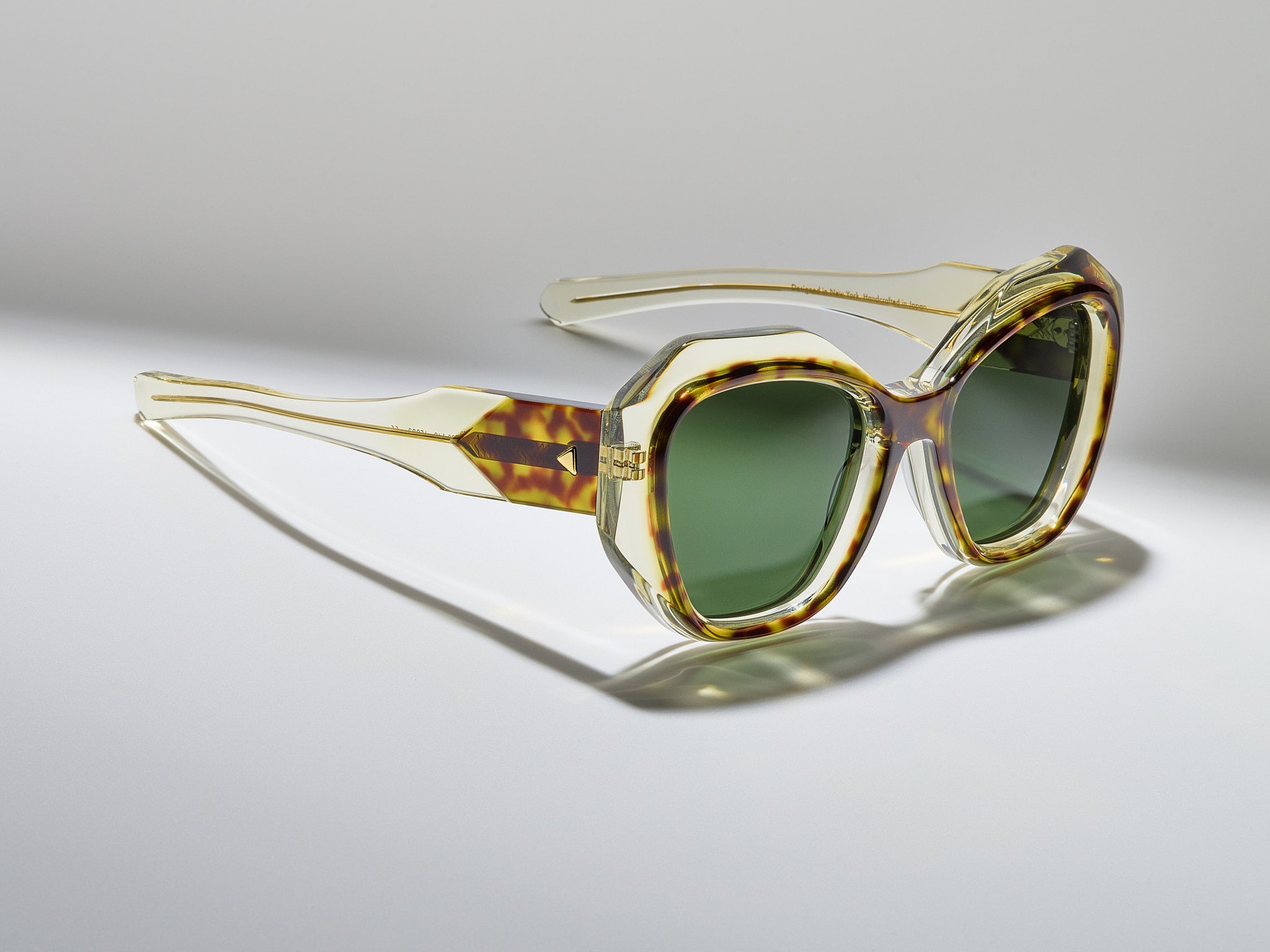 Vogue Champagne Poetry - LE003 #color_champagne-poetry-le003