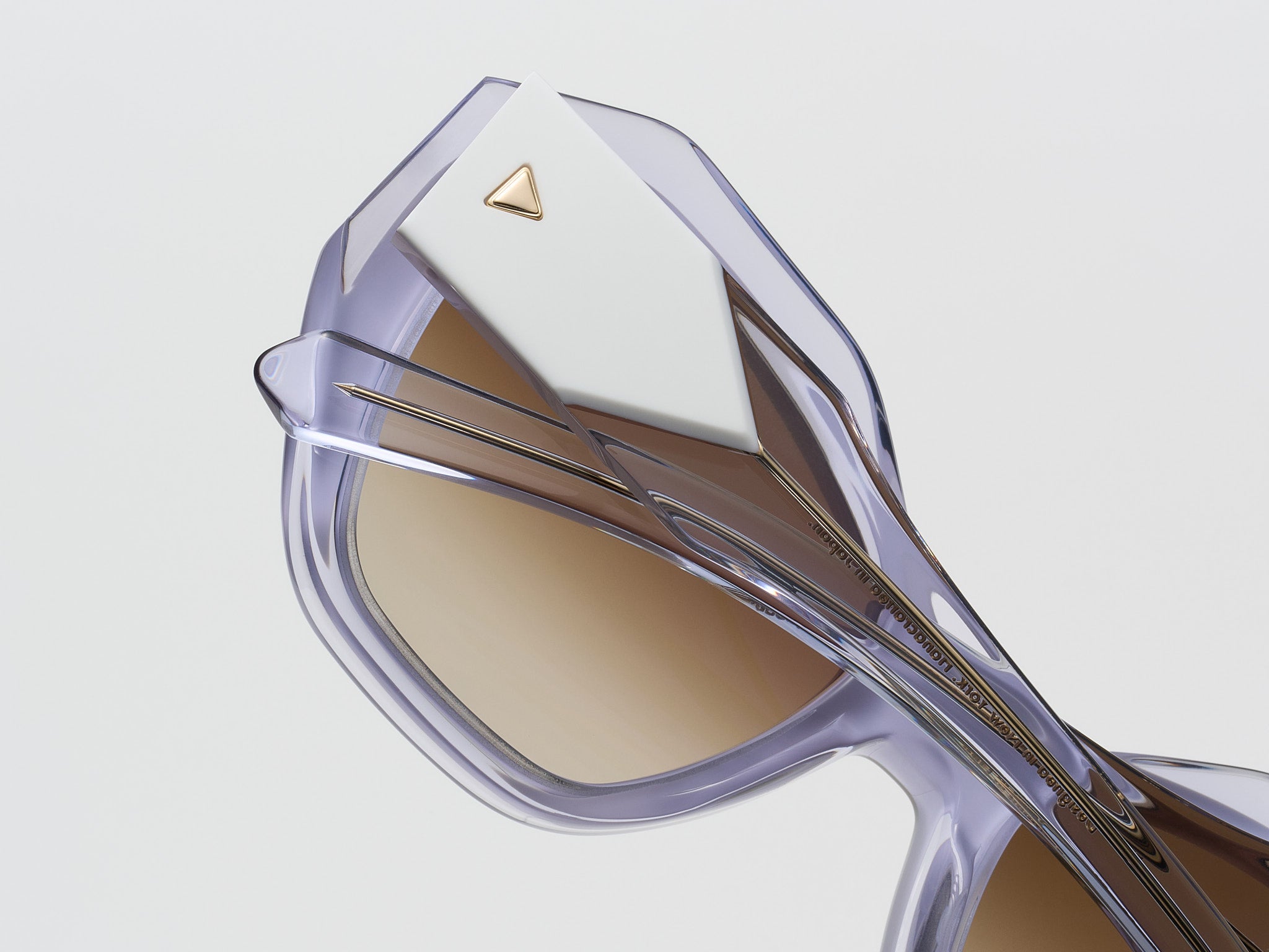 Vogue Ice - LE010 #color_ice-le010