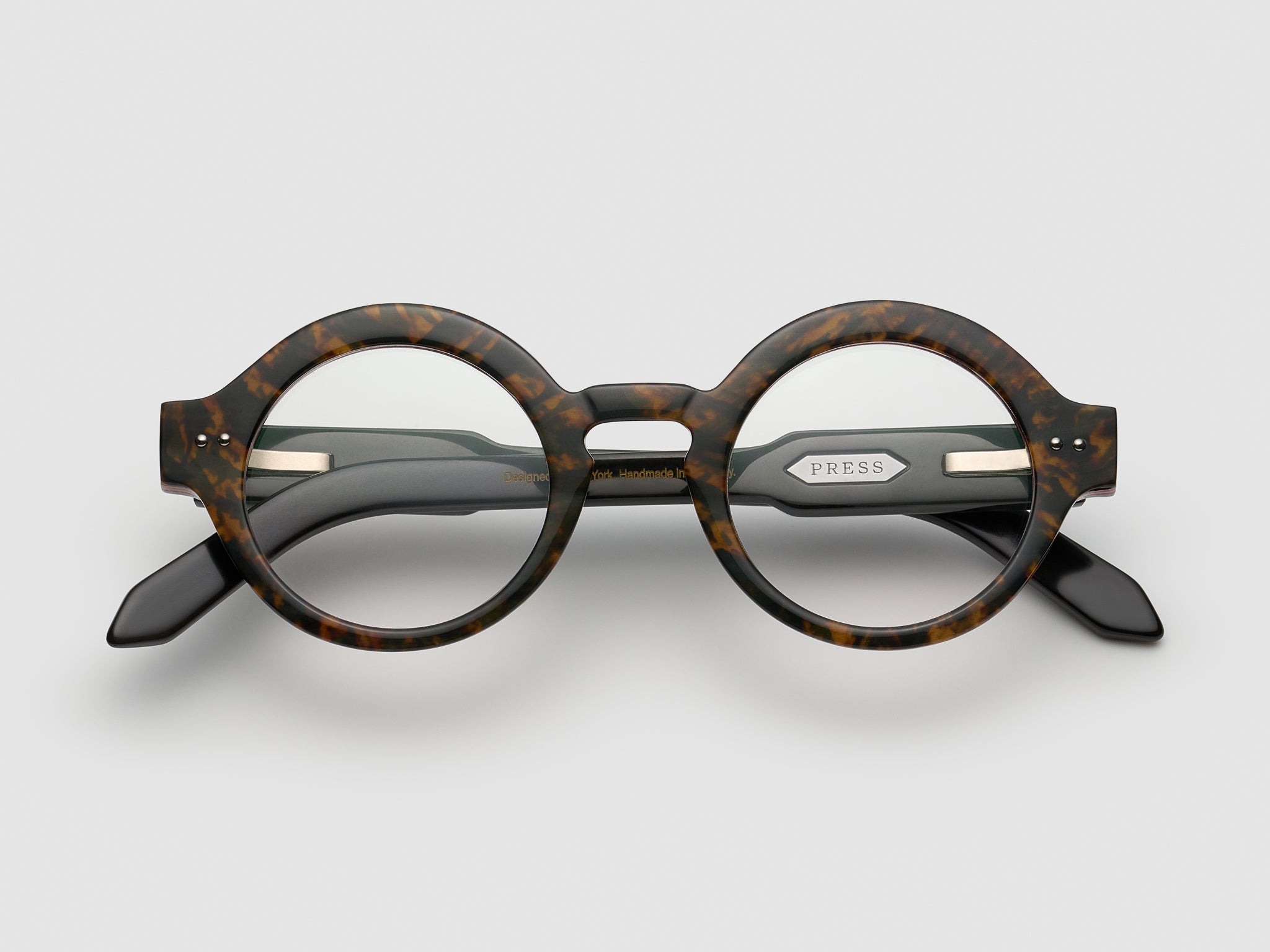 The Chic Horn Testudo Stack - JP038 #color_testudo-stack-jp038