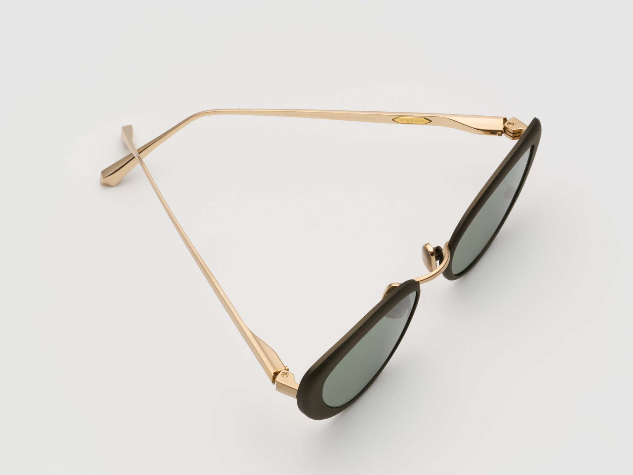 Charger Antique Gold / Gold - ST002 #color_antique-gold-gold-st002