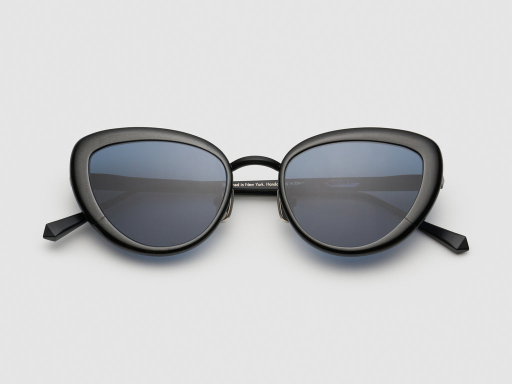 Charger Liquid Black - ST020 #color_liquid-black-st020