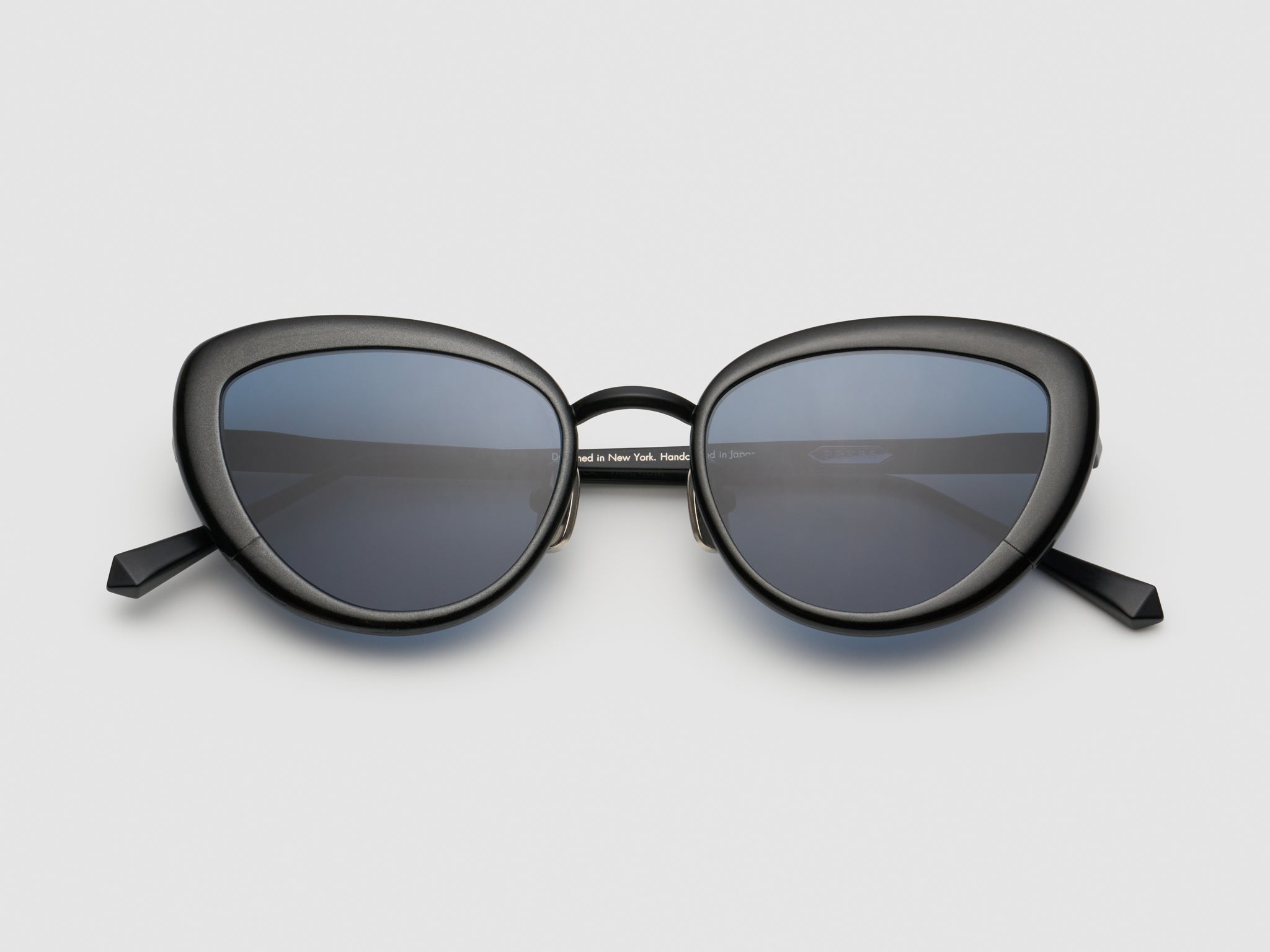Charger Liquid Black - ST020 #color_liquid-black-st020