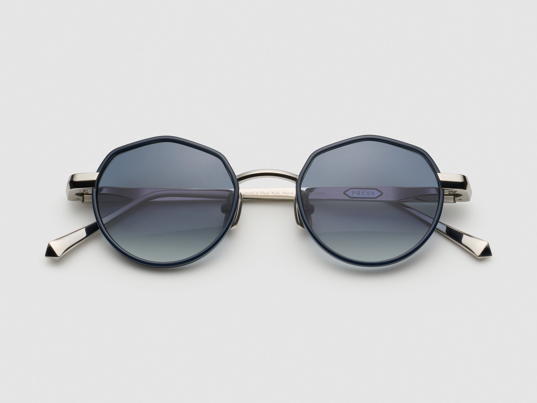 Cry Baby Navy - DR011 #color_navy-dr011
