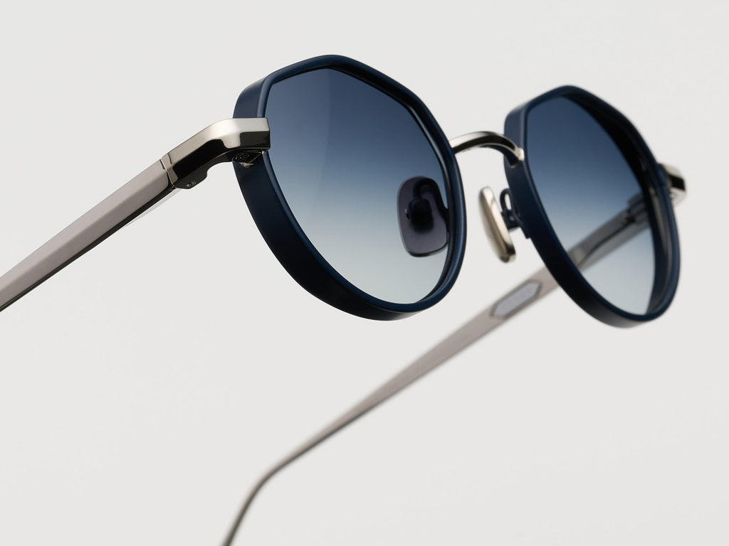 Cry Baby Navy - DR011 #color_navy-dr011