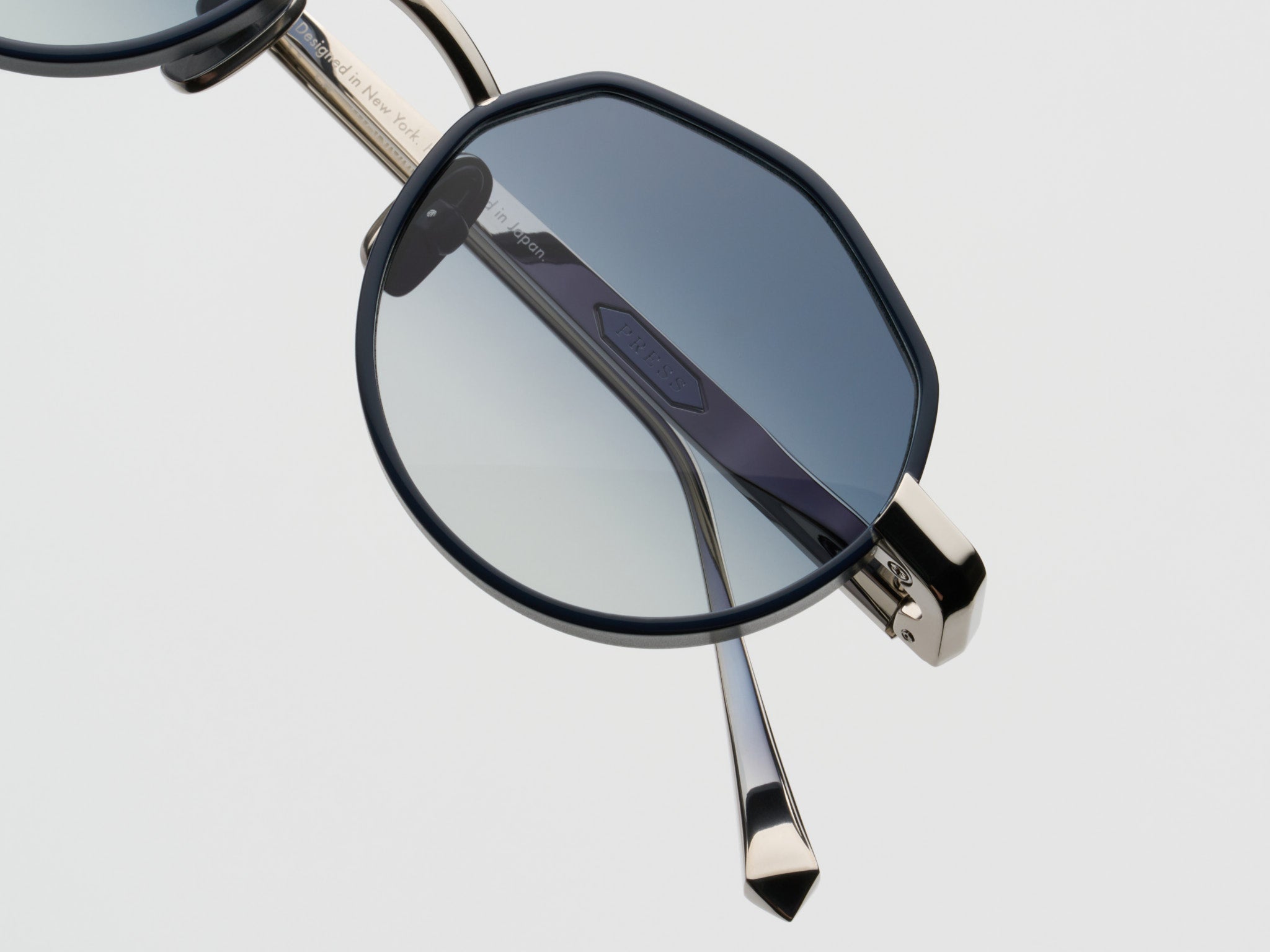 Cry Baby Navy - DR011 #color_navy-dr011