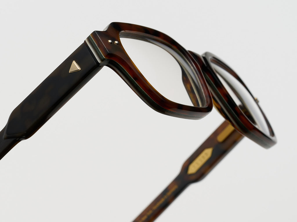 The Face Horn Tortoise Stack - JP006 #color_tortoise-stack-jp006