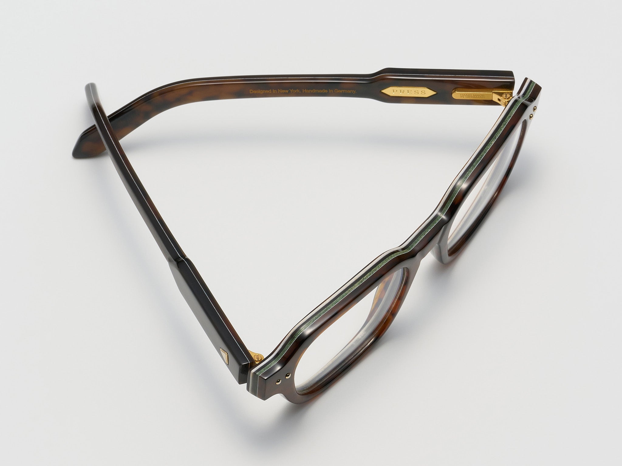 The Face Horn Tortoise Stack - JP006 #color_tortoise-stack-jp006