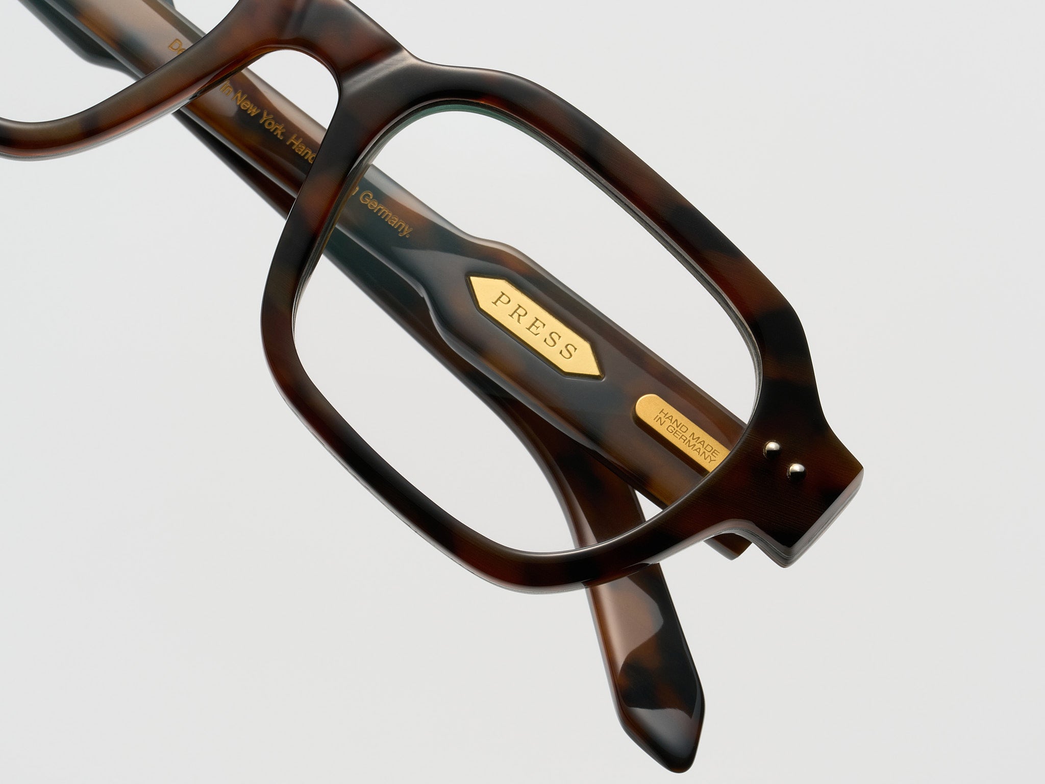 The Face Horn Tortoise Stack - JP006 #color_tortoise-stack-jp006