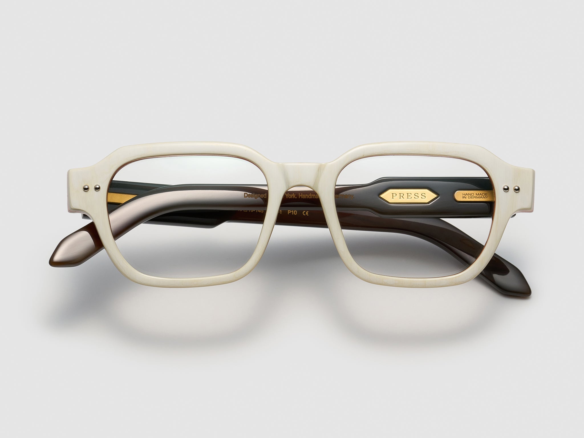 The Face Horn White Stack - JP009 #color_white-stack-jp009