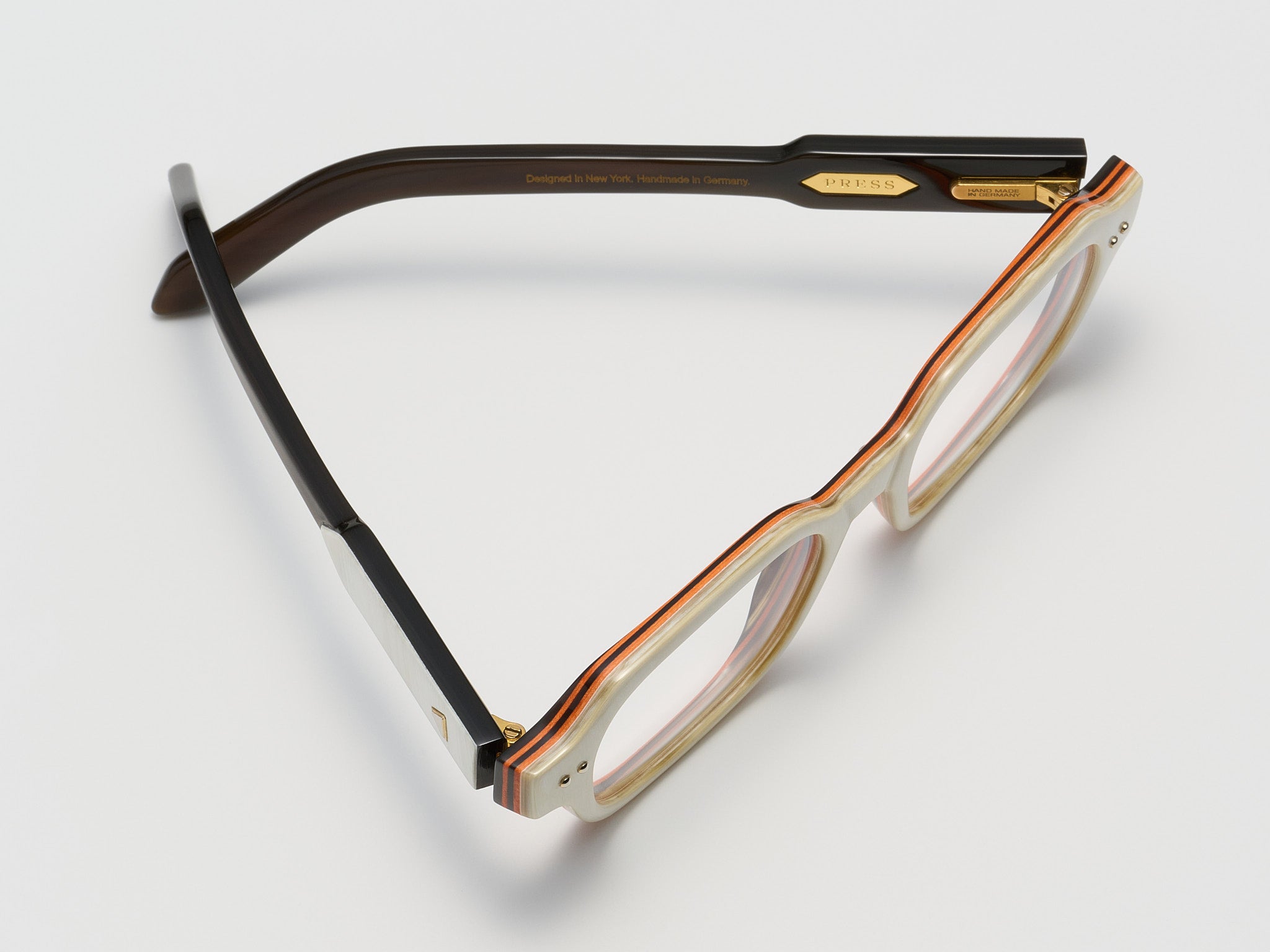 The Face Horn White Stack - JP009 #color_white-stack-jp009