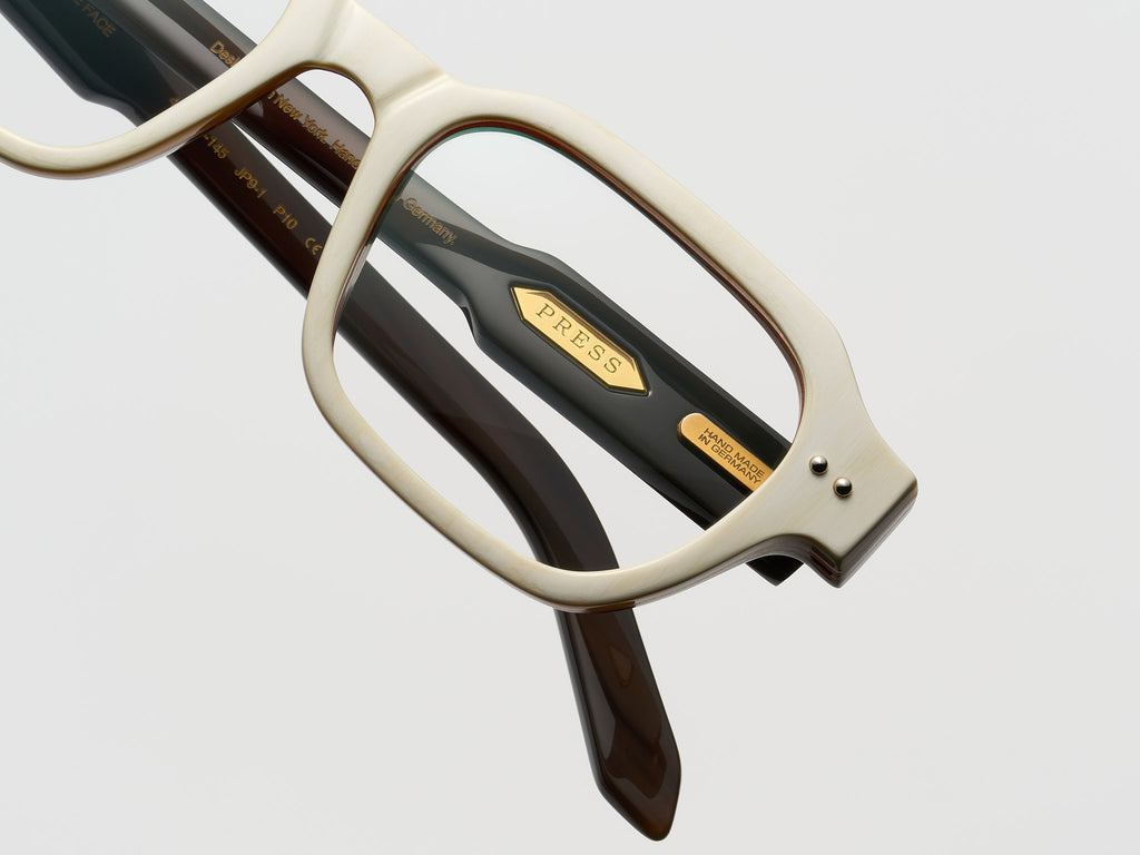 The Face Horn White Stack - JP009 #color_white-stack-jp009