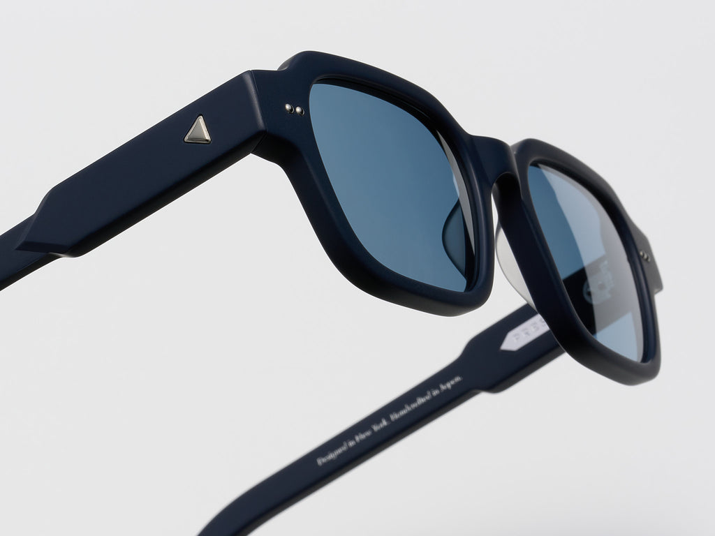 The Face Matte Navy / Silver - TI014 #color_matte-navy-silver-ti014
