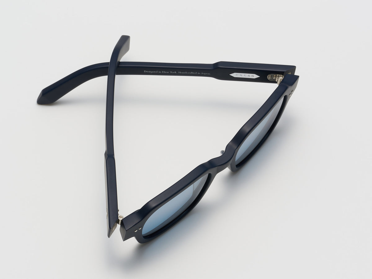 The Face Matte Navy / Silver - TI014 #color_matte-navy-silver-ti014