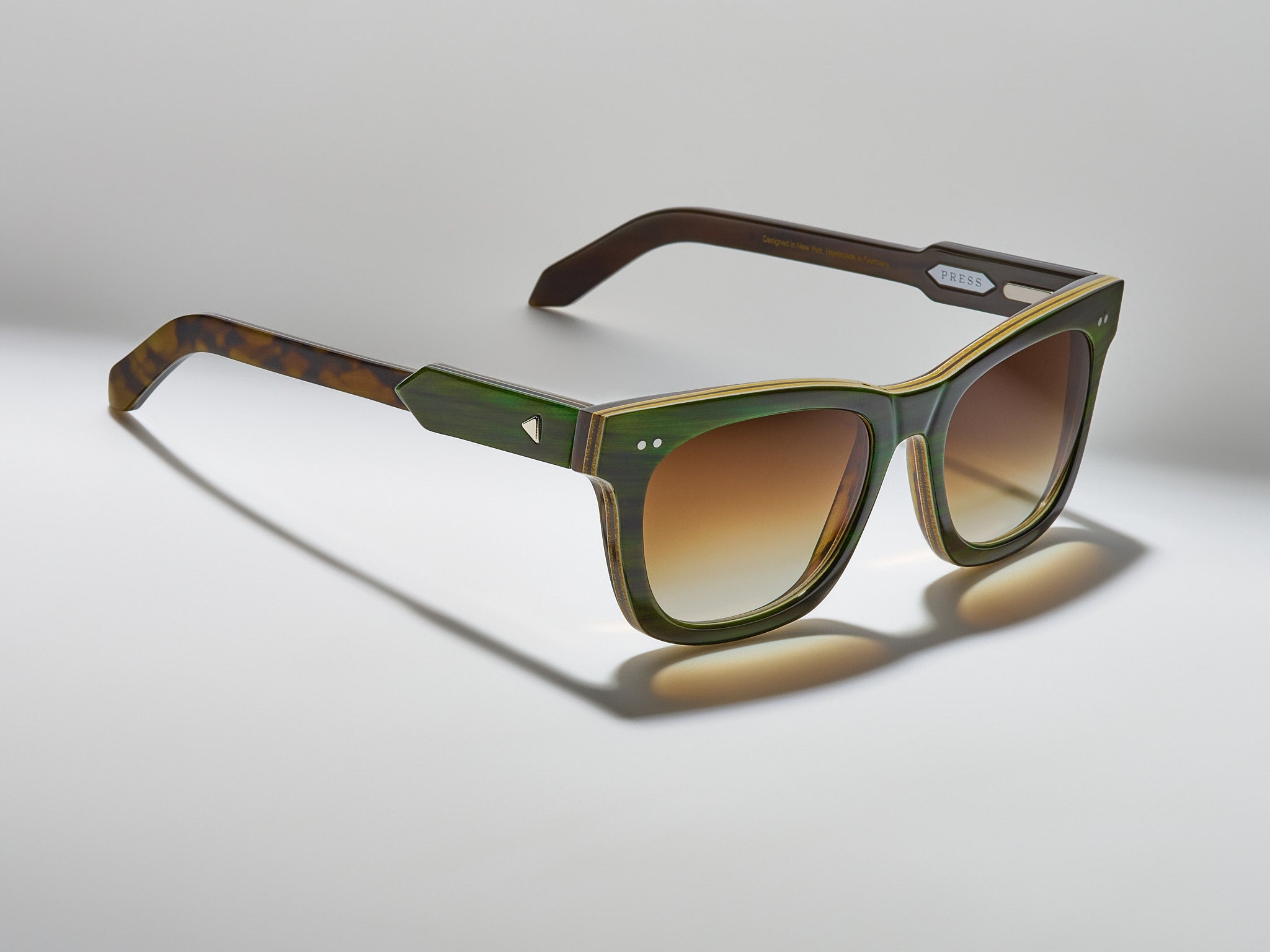 The Greatest Horn Green Stack - JP008 #color_green-stack-jp008