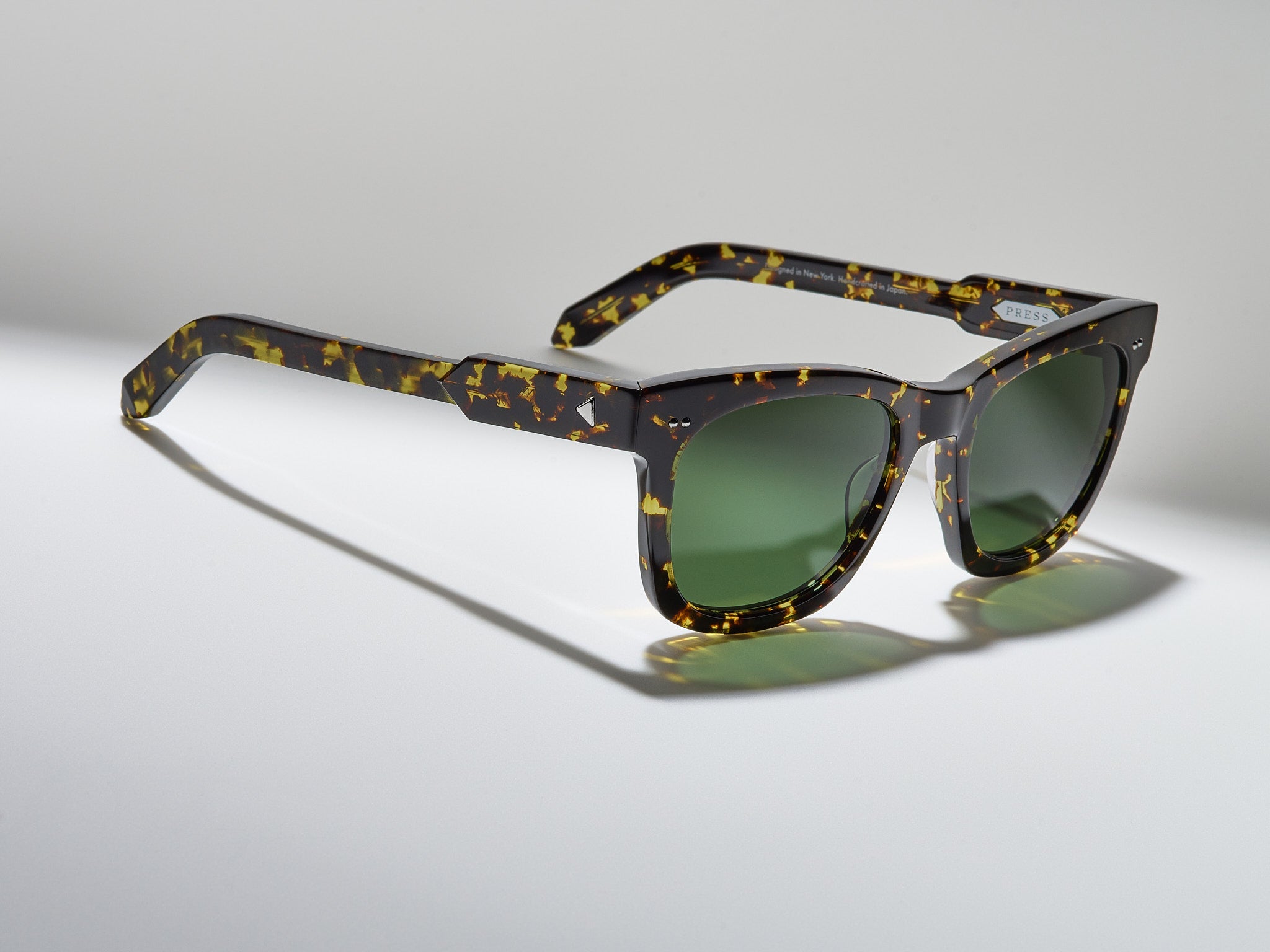 The Greatest Tokyo Tortoise / Silver - TI003 #color_tokyo-tortoise-silver-ti003