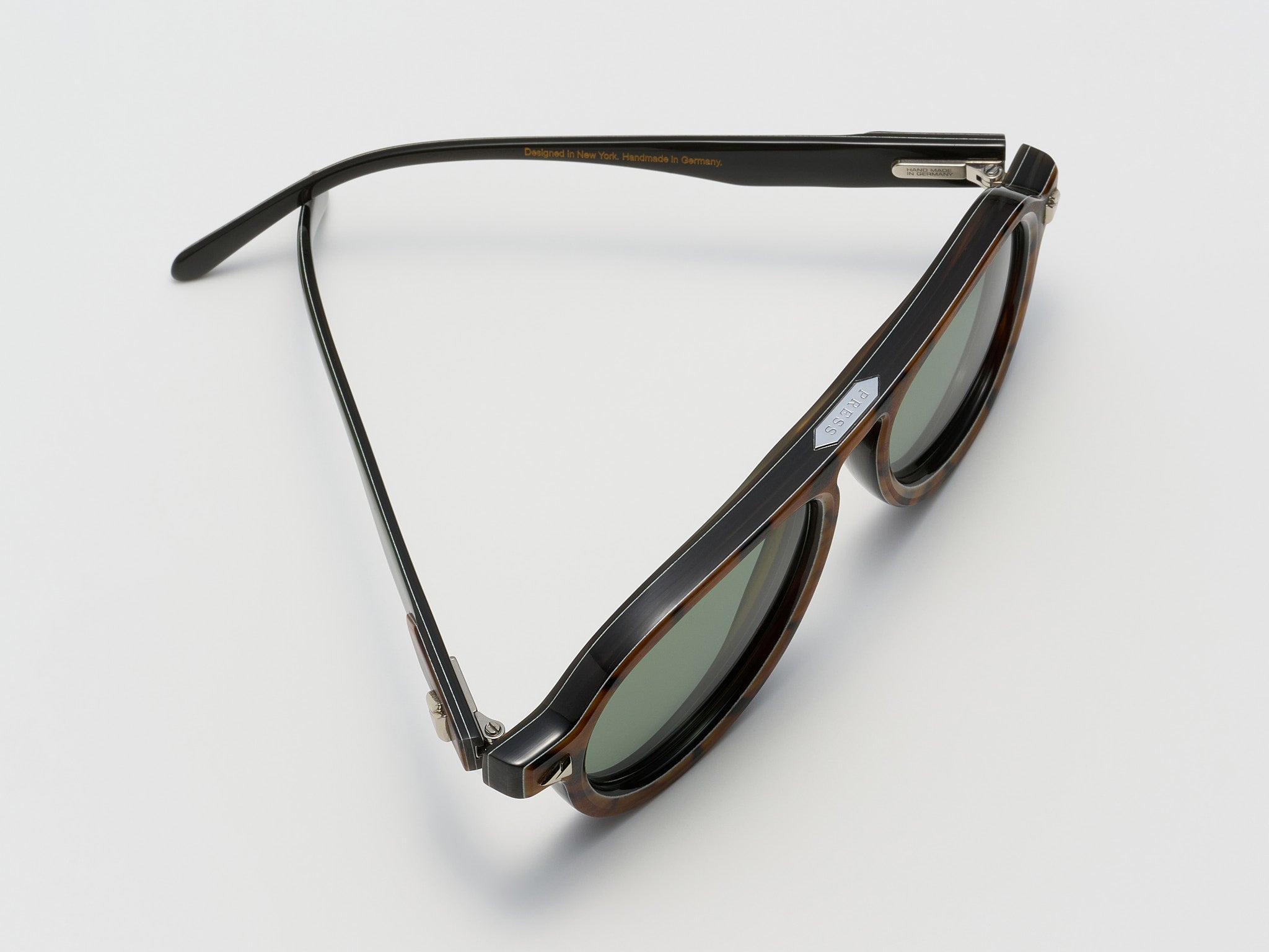 Harlem Square Horn Spotty Tortoise / Hunter - JP028 #color_spotty-tortoise-hunter-jp028