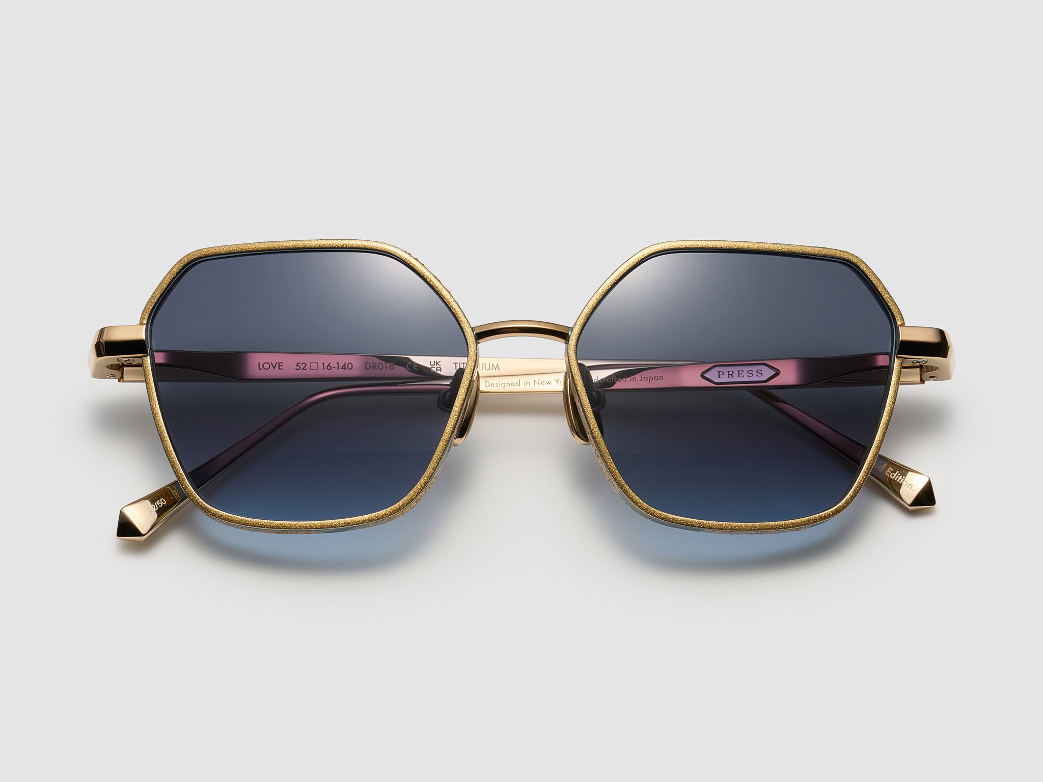 Love Gold Leaf Nassau Gold Leaf - DR018 #color_nassau-gold-leaf-dr018