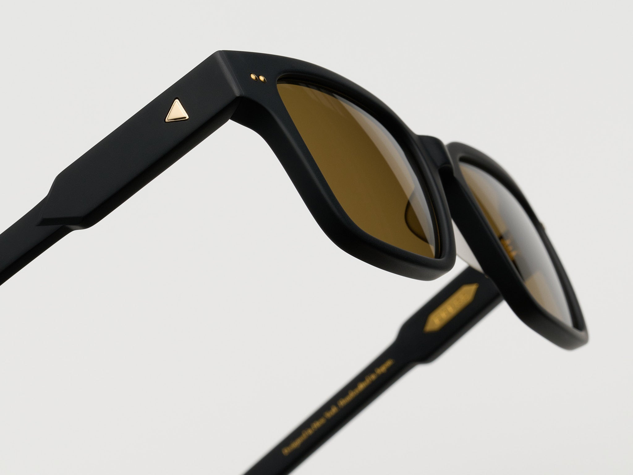 The Lufty Matte Black / Gold - TI001 #color_matte-black-gold-ti001