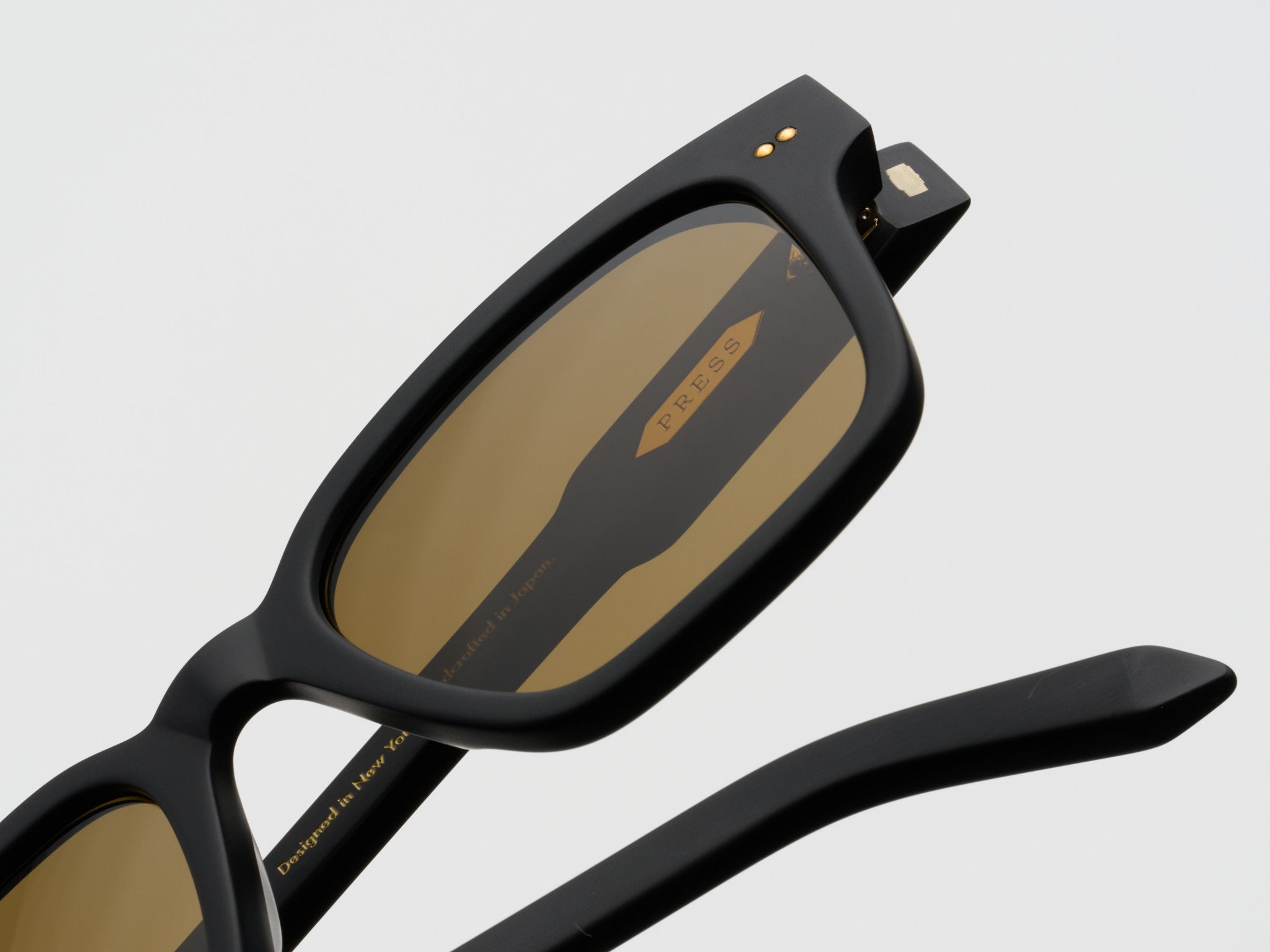 The Lufty Matte Black / Gold - TI001 #color_matte-black-gold-ti001