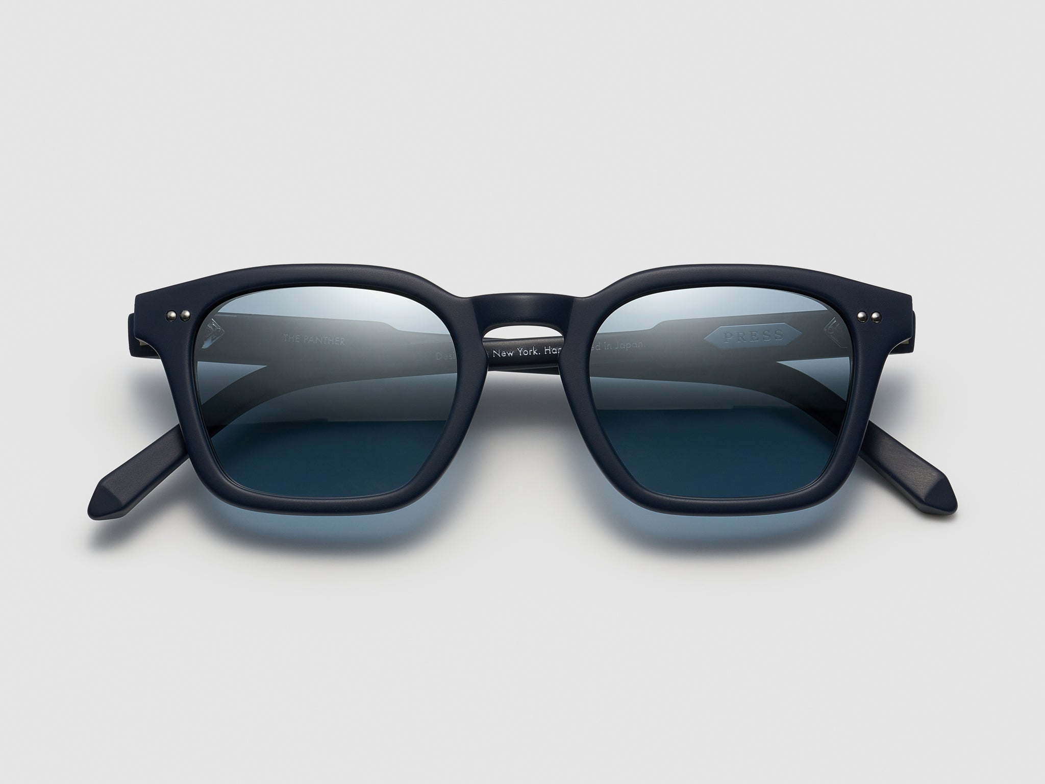 The Panther Matte Navy / Silver - TI014 #color_matte-navy-silver-ti014