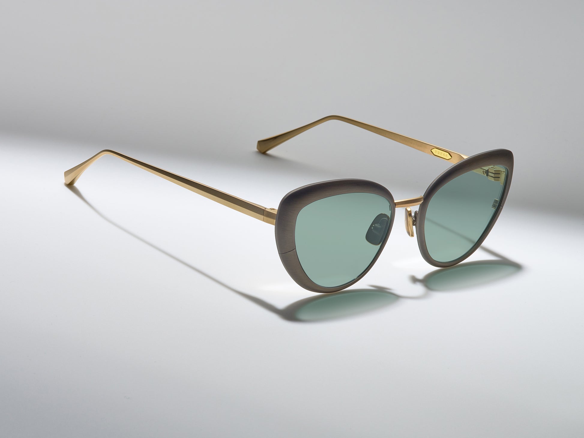Barracuda Antique Gold / Matte Gold - ST002 #color_antique-gold-matte-gold-st002