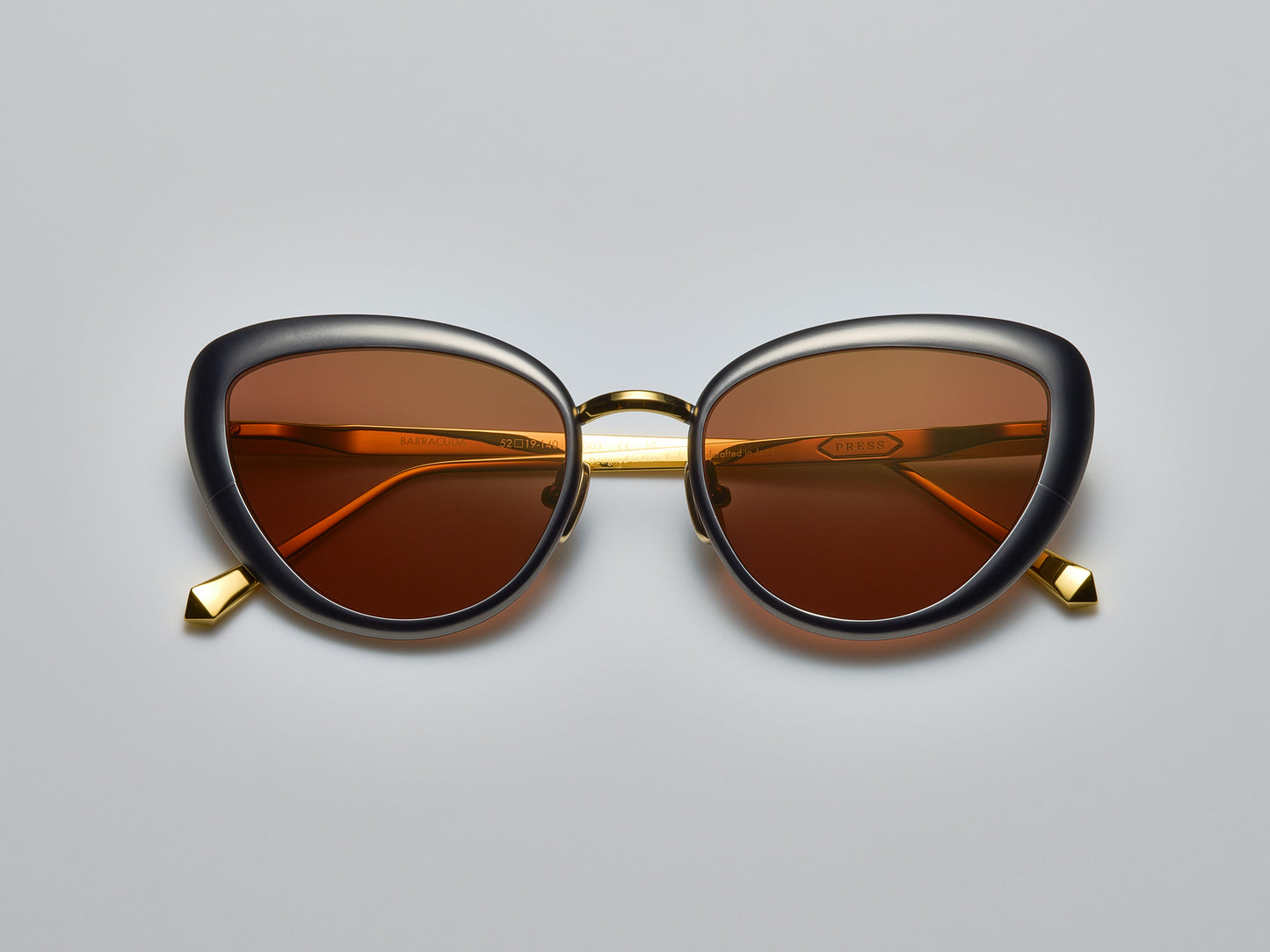 Barracuda Matte Ruthenium / Shiny Gold - ST003 #color_matte-ruthenium-shiny-gold-st003