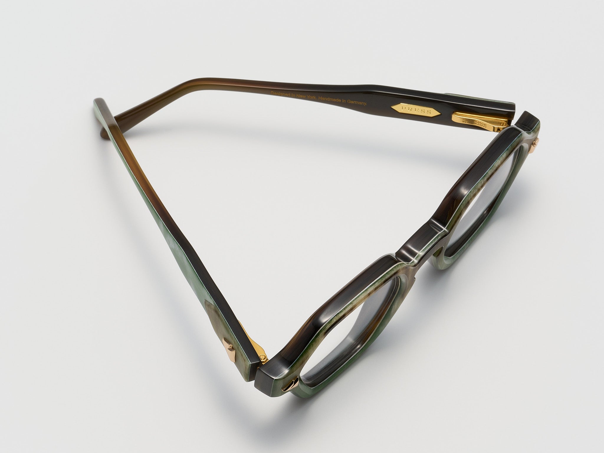 Birth Horn Optical Green Oak - JP035 #color_green-oak-jp035