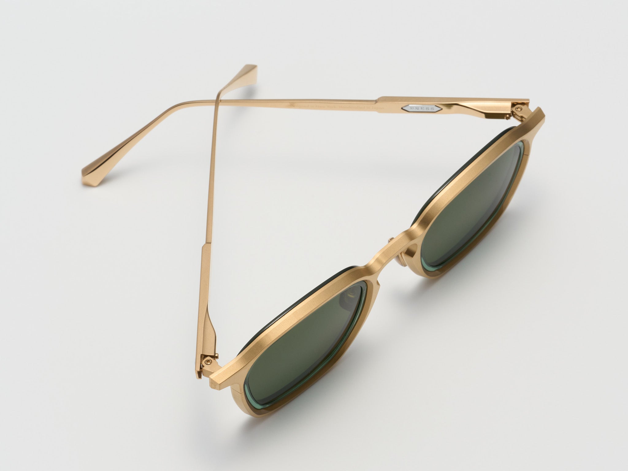 Chet Golden Moss - CA002 #color_golden-moss-ca002