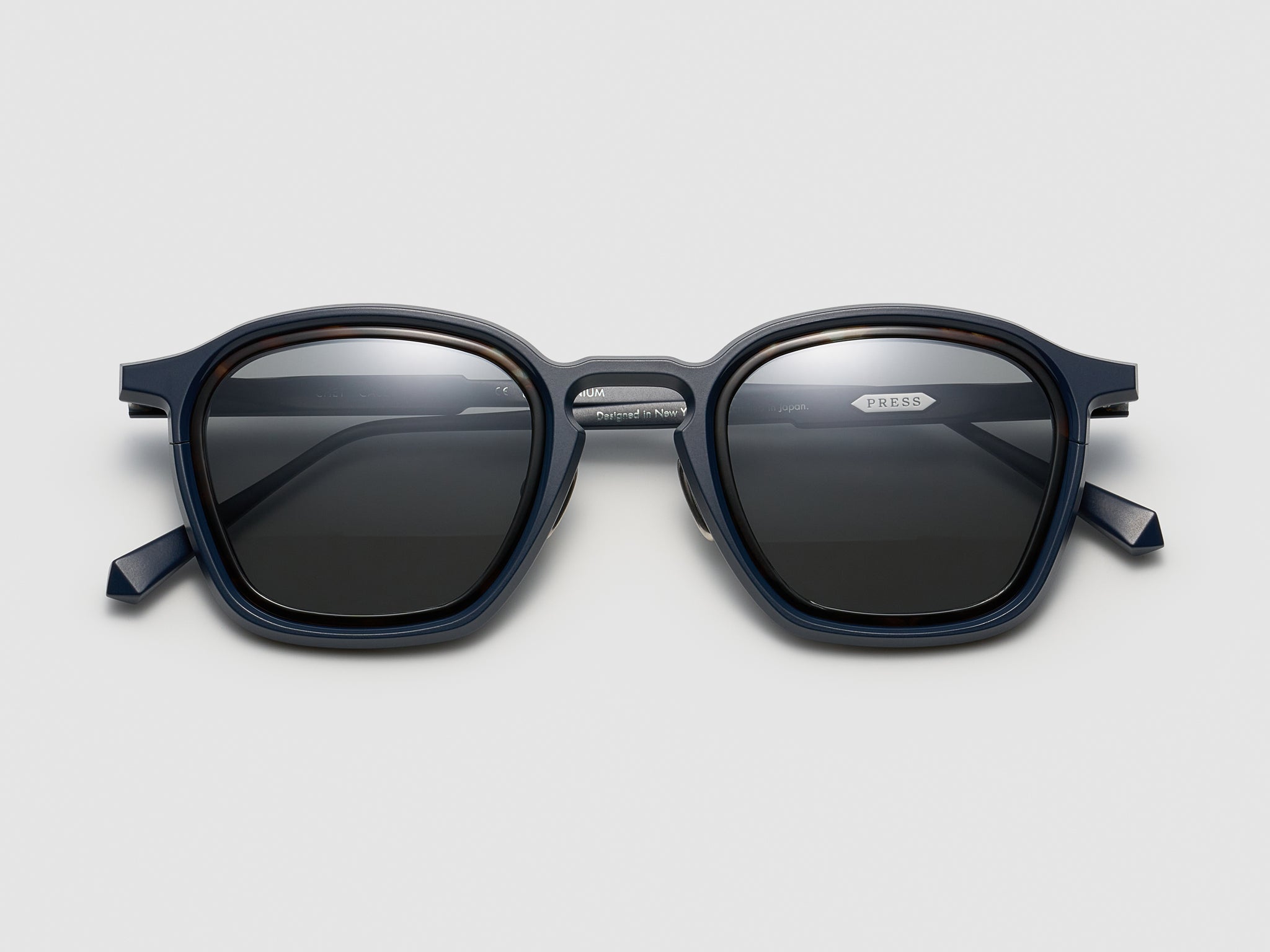 Chet Blue Noir - CA004 #color_blue-noir-ca004